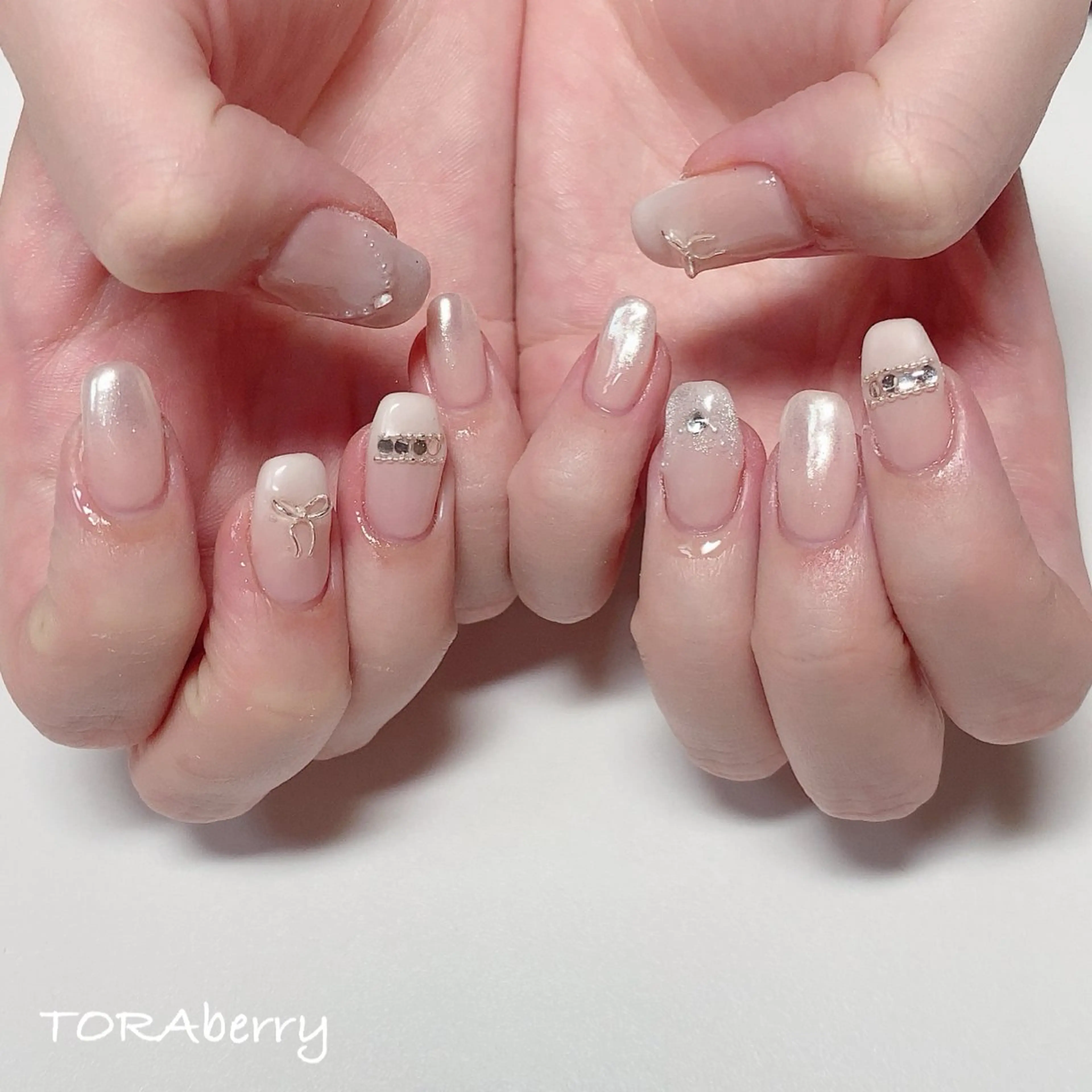 ネイル ハンドネイル ネイリスト なつみのネイルデザイン