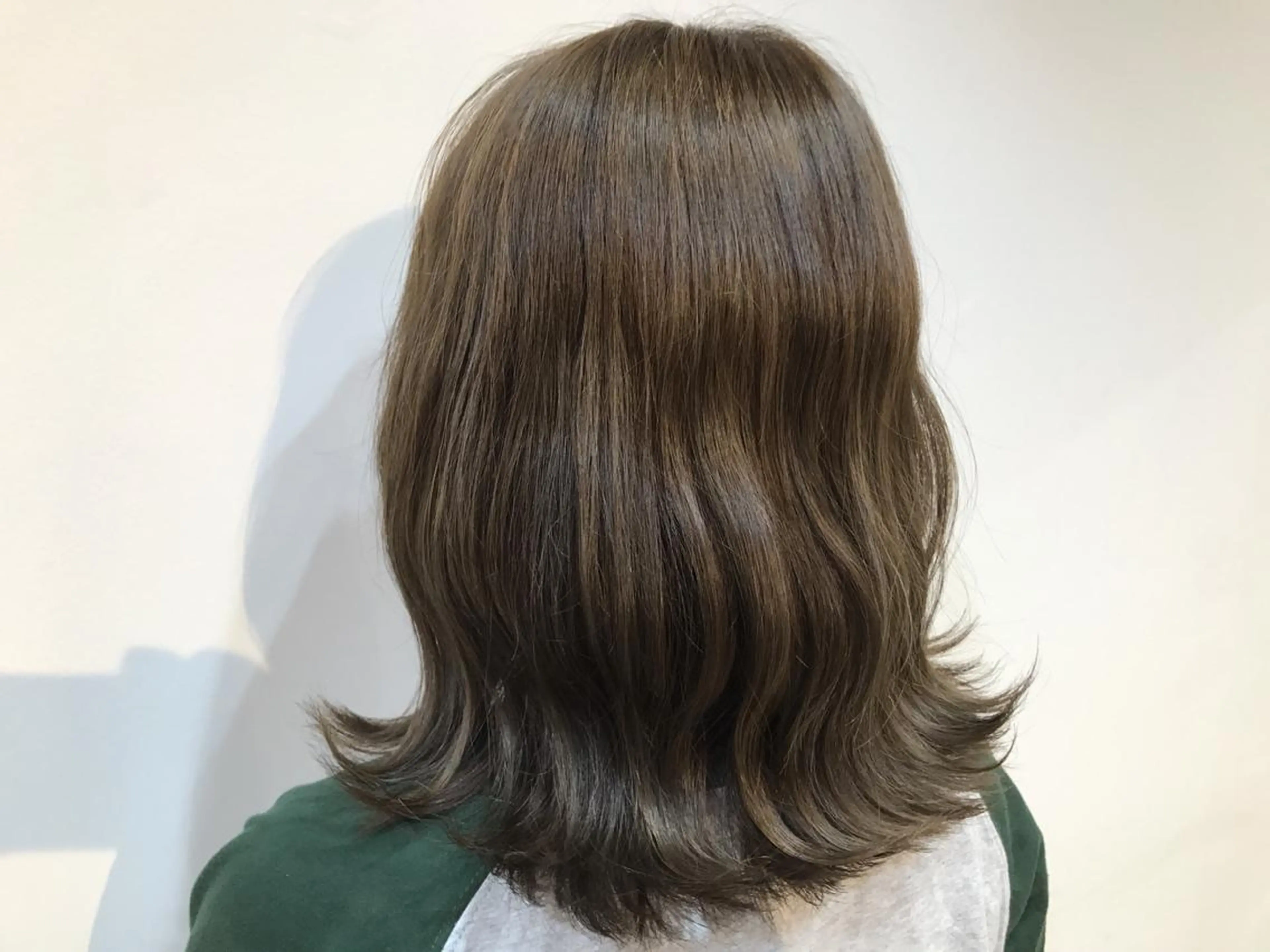 ミディアム カラー ベージュカラー ダブルカラー ヒロミ/アレンジ/ アンニュイ/透け感のヘアスタイル