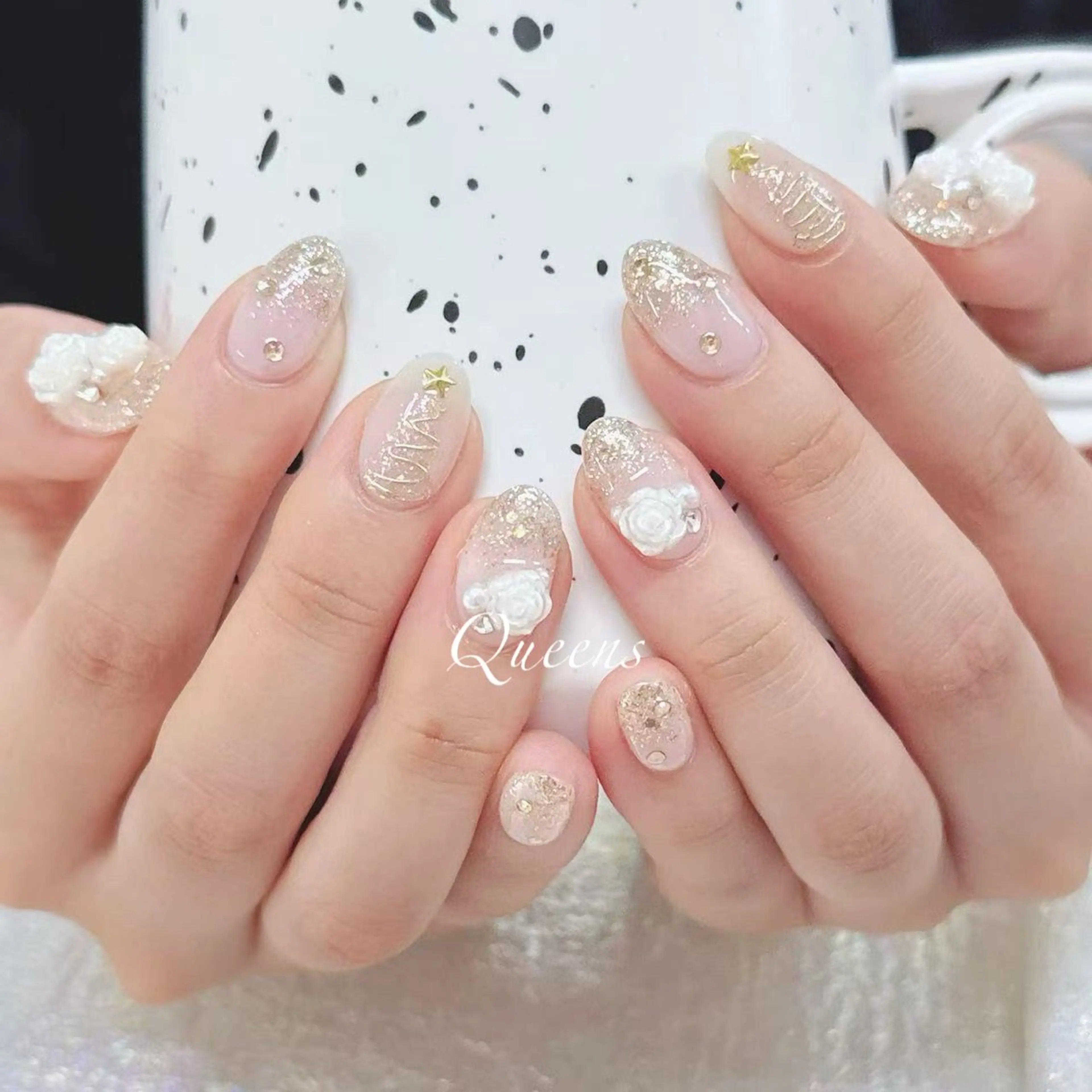 ネイル ハンドネイル Queens マオのネイルデザイン