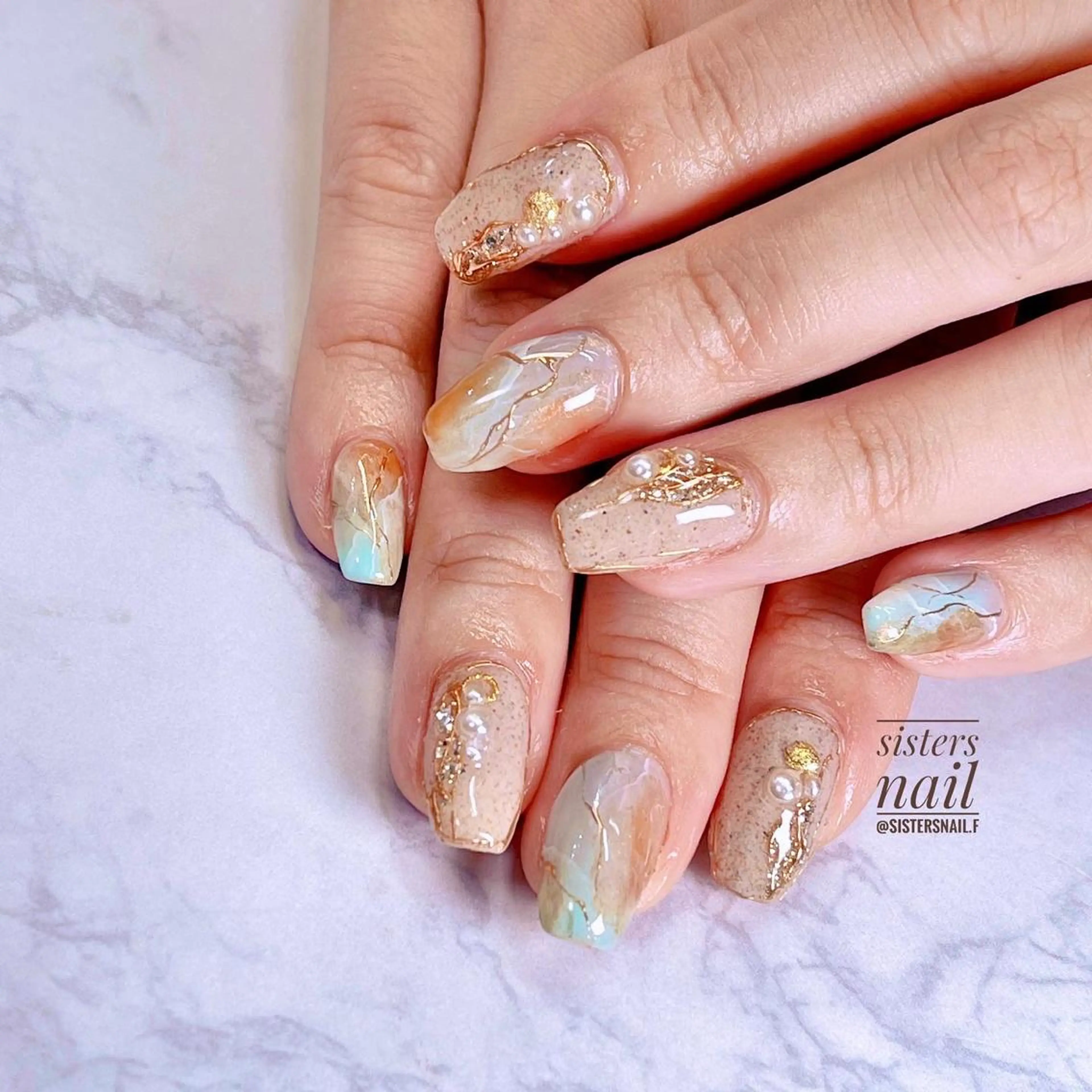 ネイル アートネイル ジェルネイル ニュアンスネイル 夏ネイル sisters nail.fのネイルデザイン