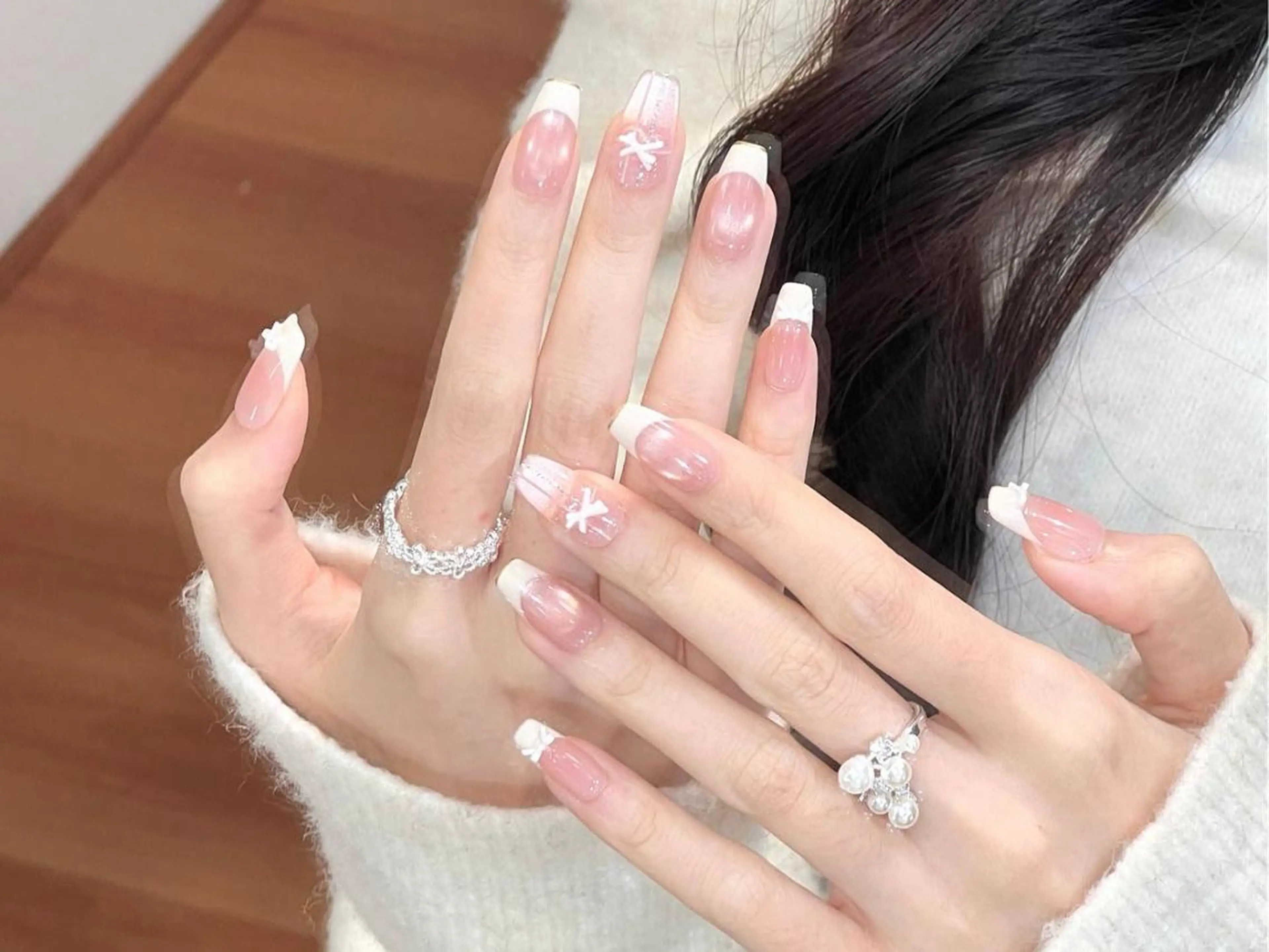 ネイル フレンチネイル ジェルネイル ピンク ショートネイル シンプルネイル ハンドネイル ハンドケア Queening 🦋のネイルデザイン