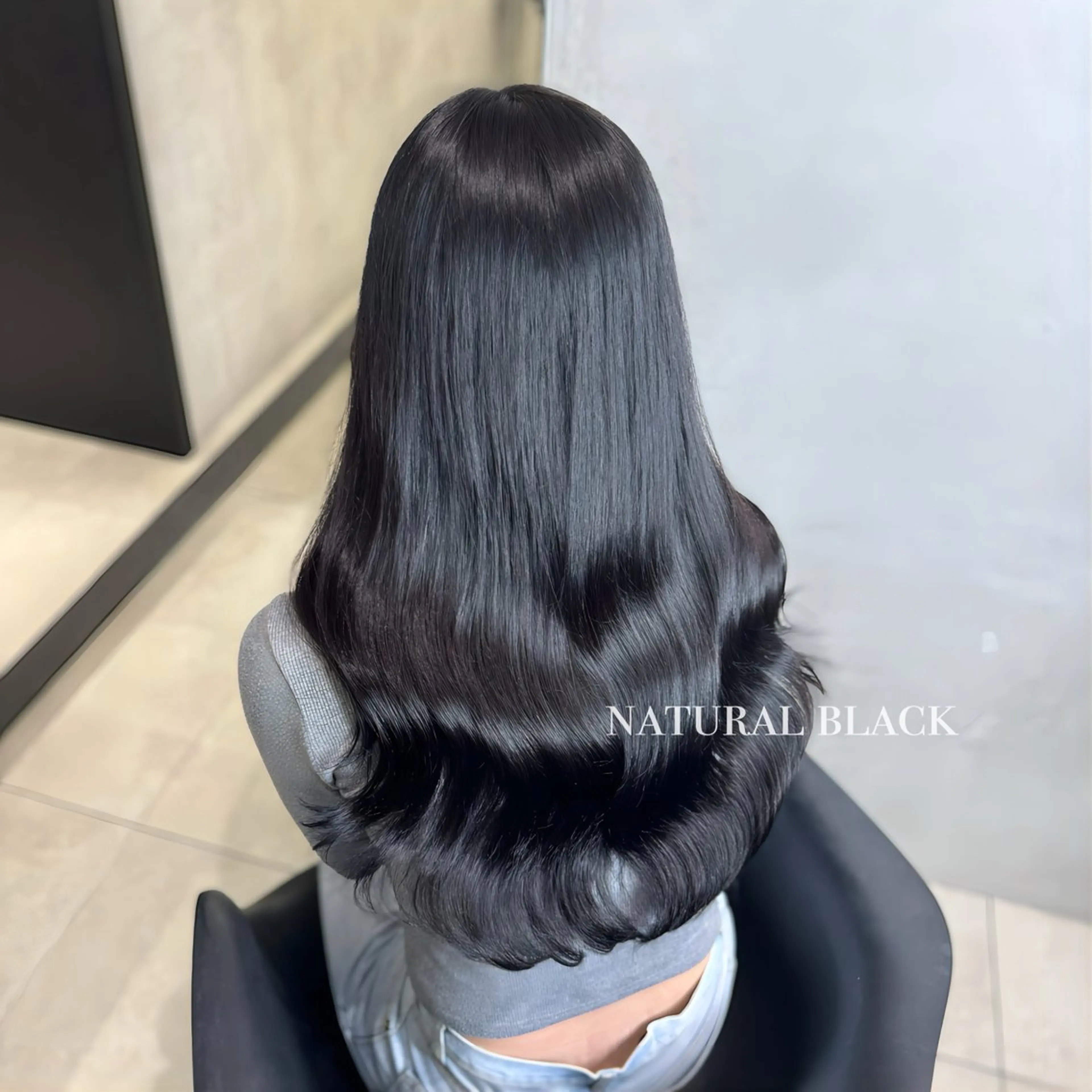 【次回のカラーやブリーチに影響しづらい黒髪】保湿艶トリートメント付き🫧ロング料金なし‼️の写真