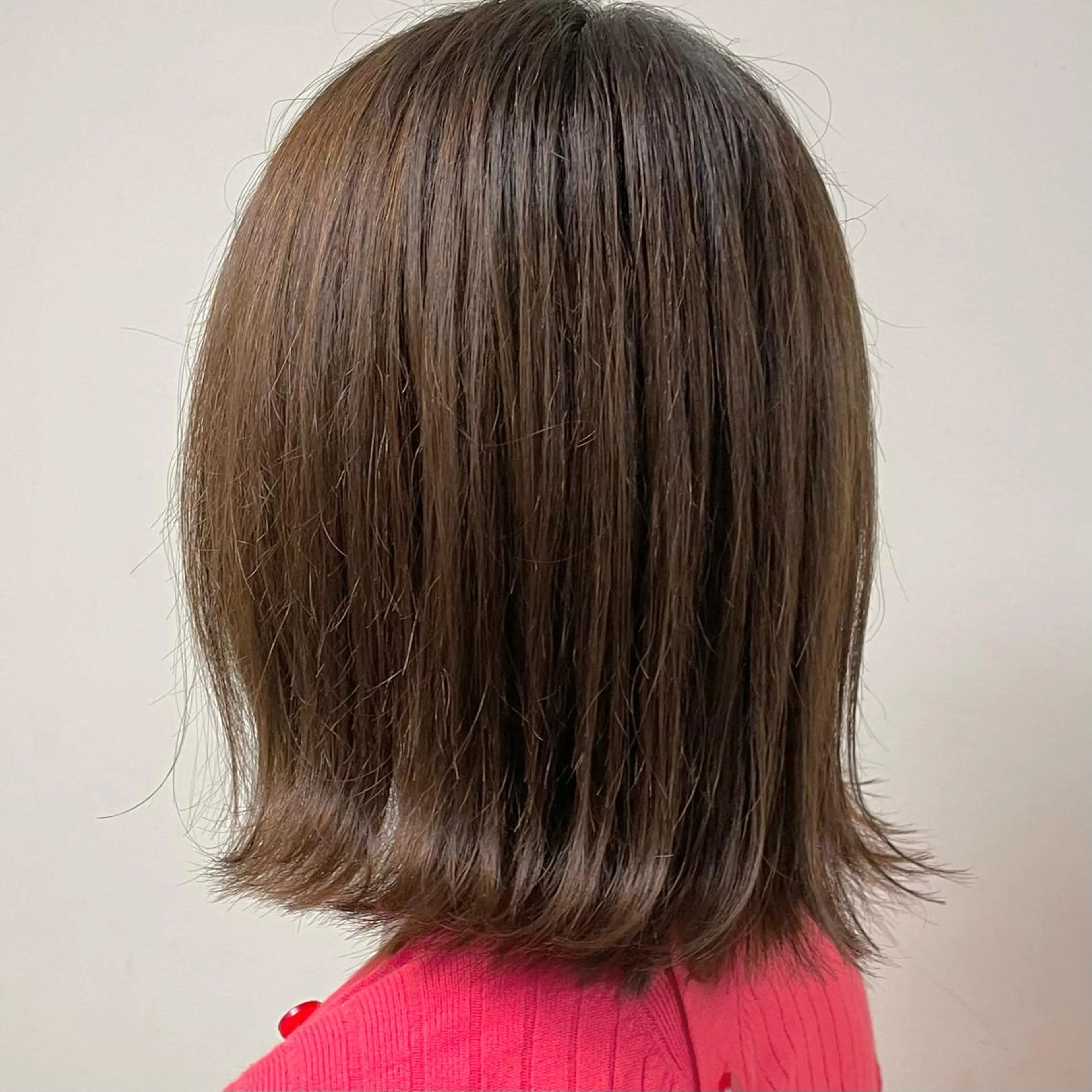 ミディアム カラー ヘアアレンジ カット 縮毛矯正 トリートメント maoブリーチ無し 似合わせカラーのヘアスタイル