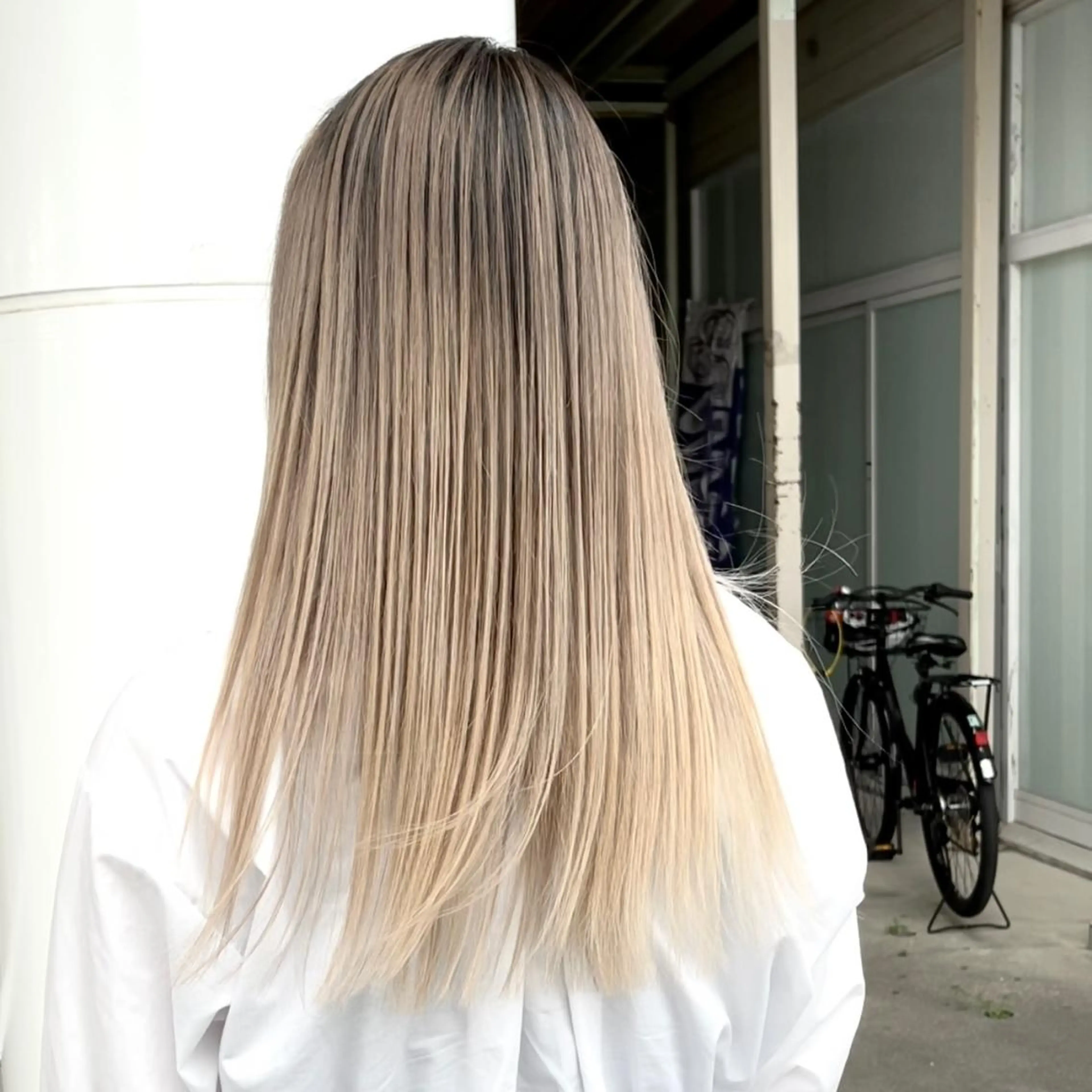 セミロング カラー バレイヤージュ デザインカラー ハイライトカラー 外国人風カラー ハイライト カット ヘアカラー トリートメント アンドウ ユウ/ レイヤーカット/韓国のヘアスタイル