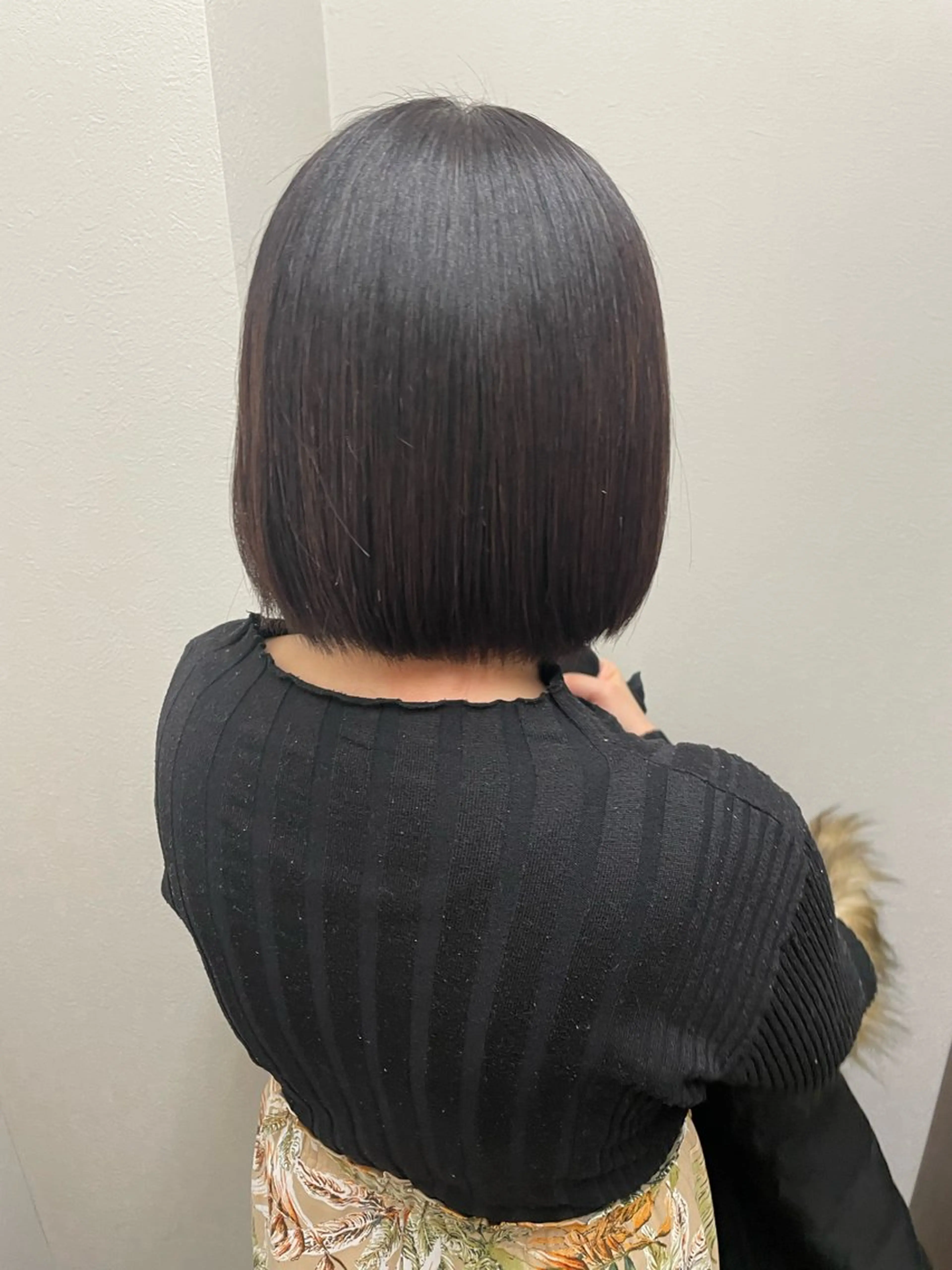 ショート off所属・新百合ヶ丘/ 艶カラー/リノのヘアスタイル