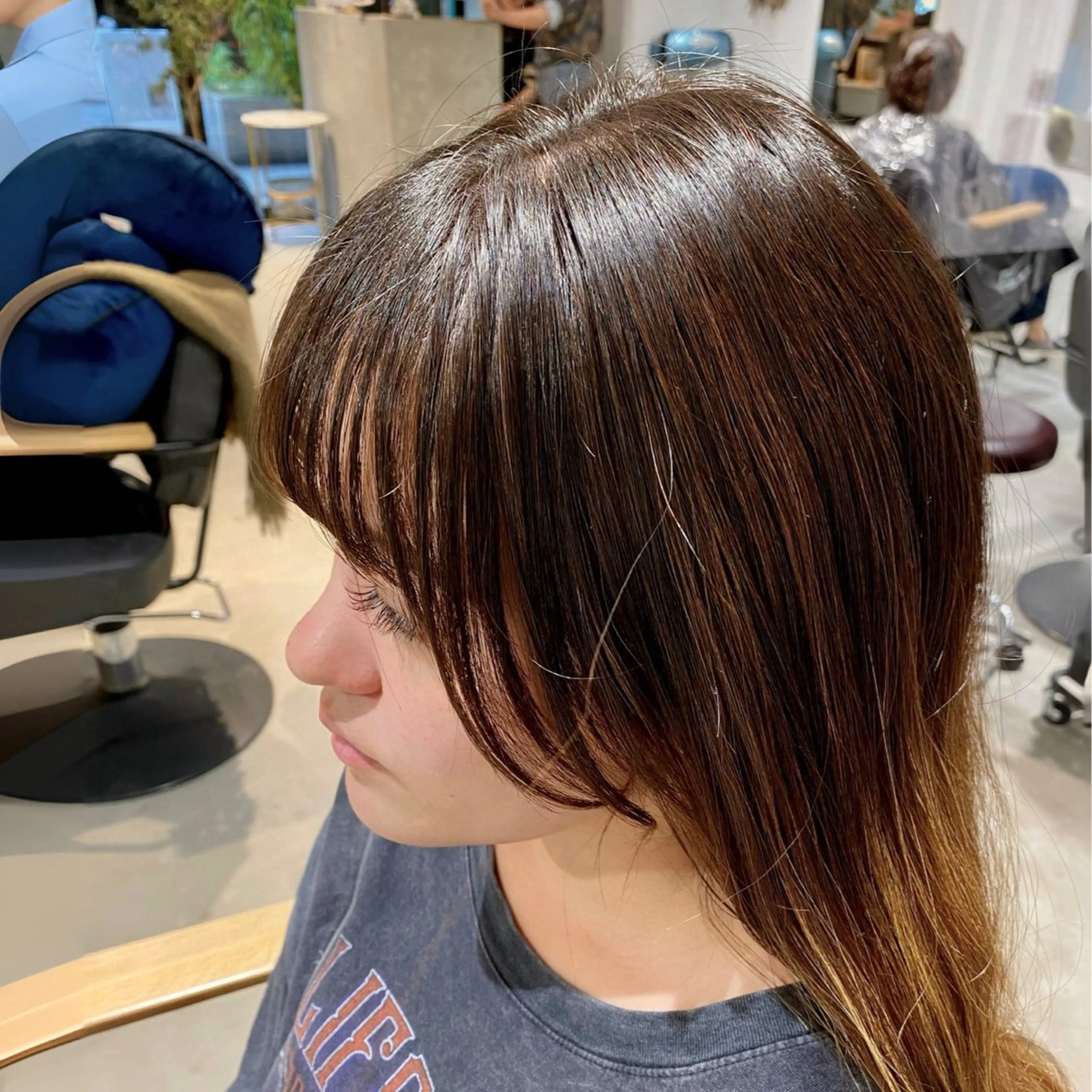 ロング 顔周りカット カット わださこ ひなこのヘアスタイル