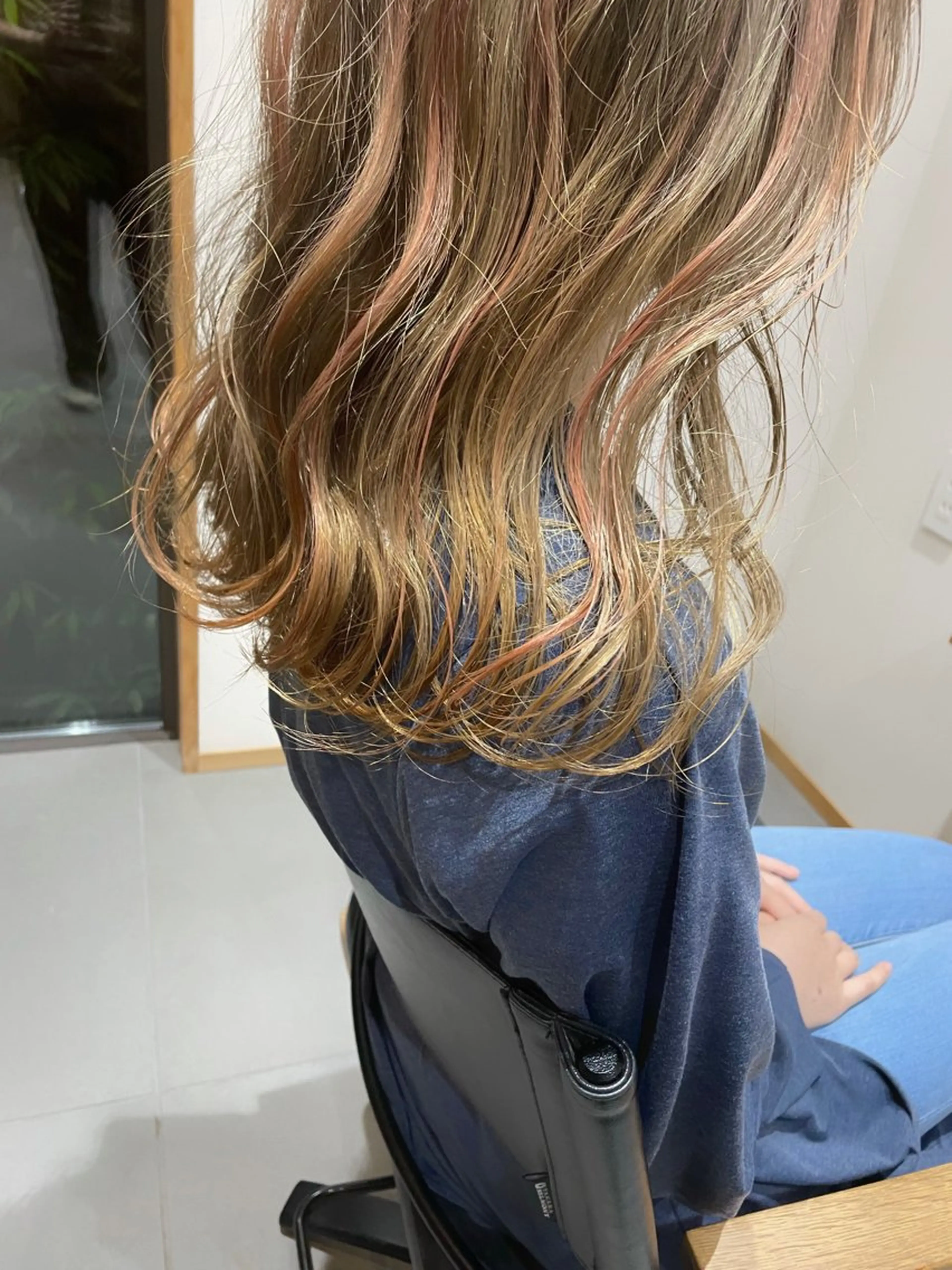 ロング LORO.hairmake&spa所属・山﨑 ひよりのヘアスタイル