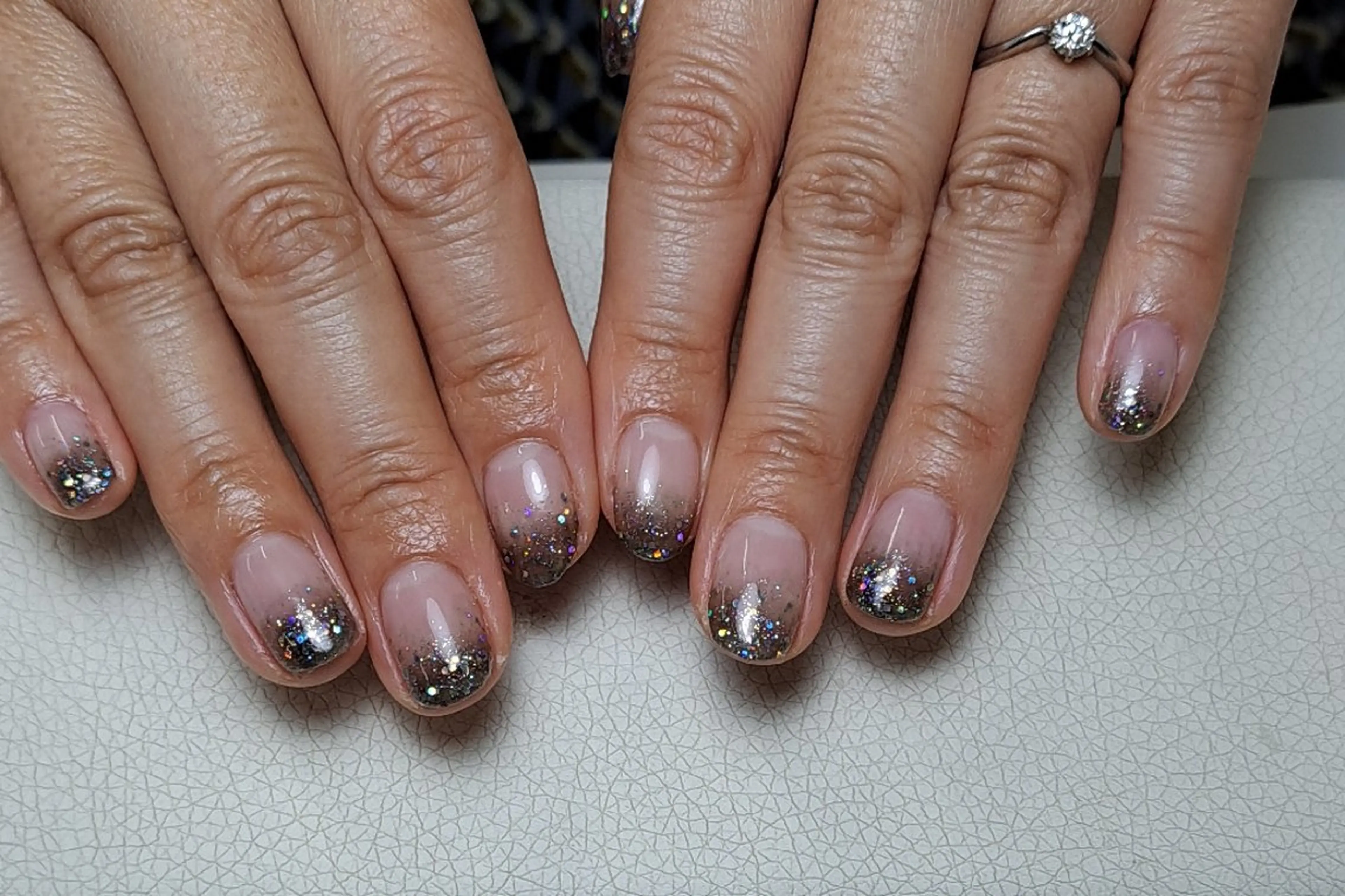 ネイル グラデーション ラメ(グリッター) ハンドネイル tumake🤍 Kokoroのネイルデザイン