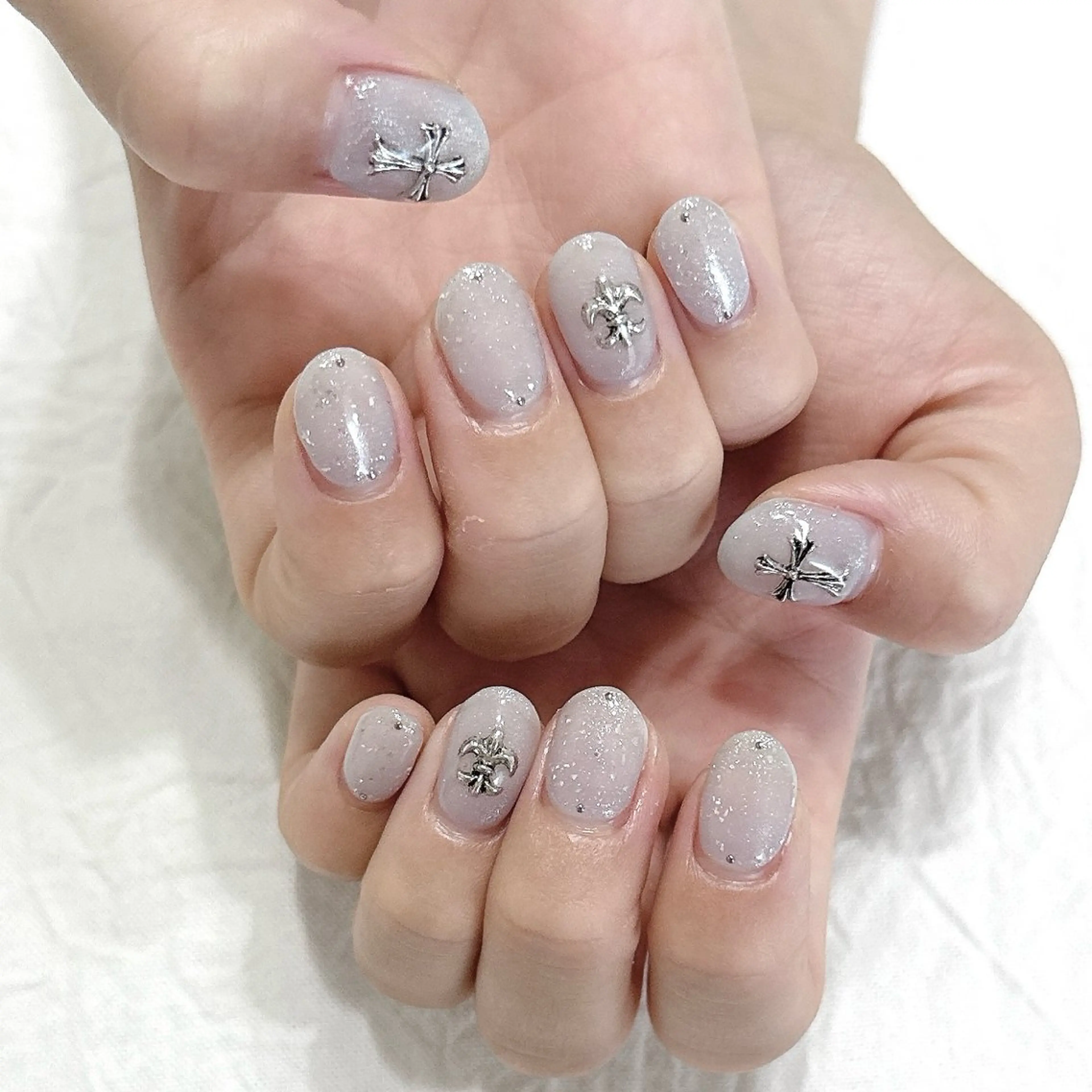 ネイル ラメ(グリッター) 水色 シルバー ハンドネイル peaberry nailのネイルデザイン