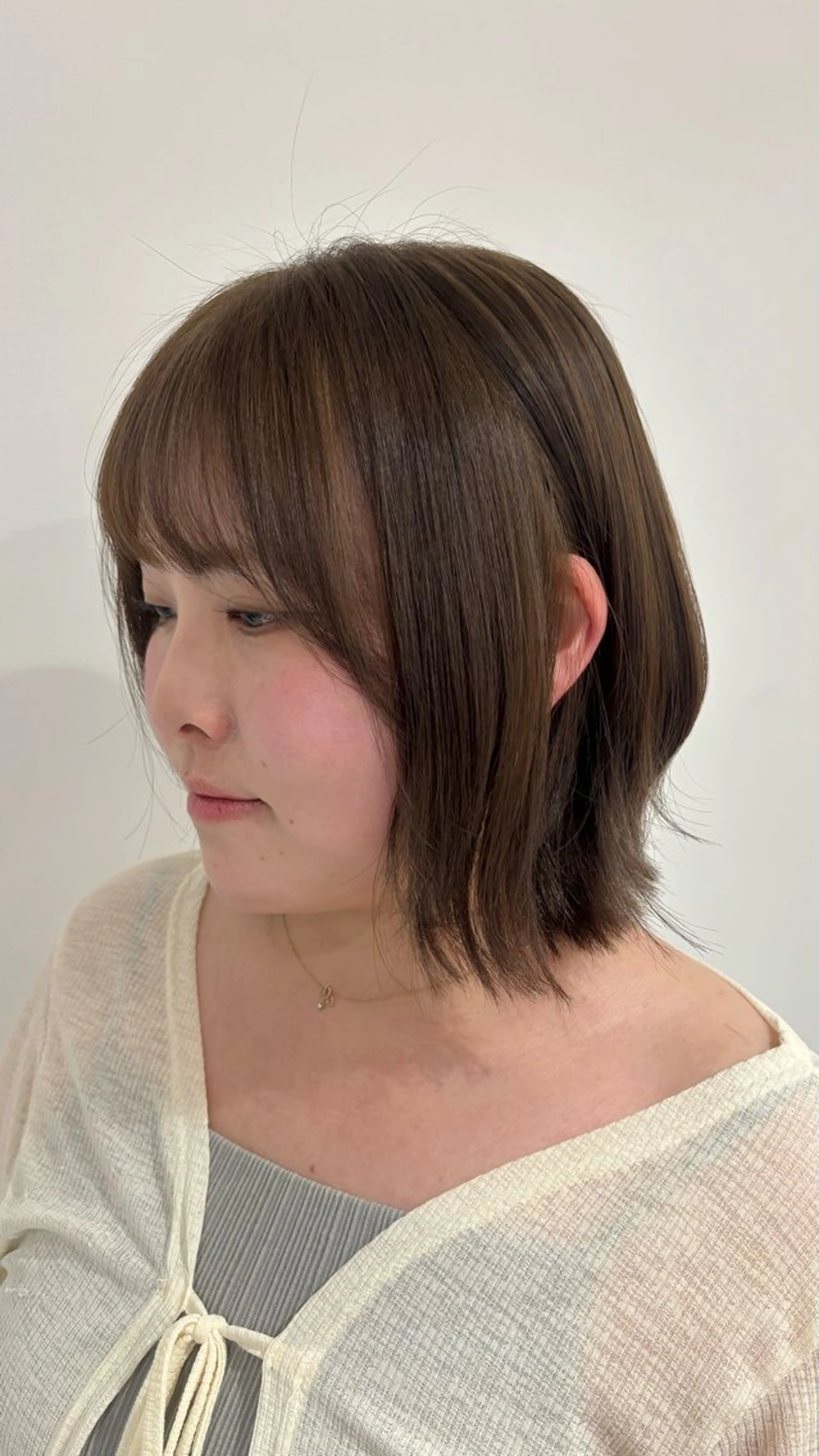 ミディアム カラー ベージュカラー ブリーチ ブラウンカラー ケアブリーチ カシス ヘアカラー レイヤー/ボブモデル 募集中🕊️正源のヘアスタイル
