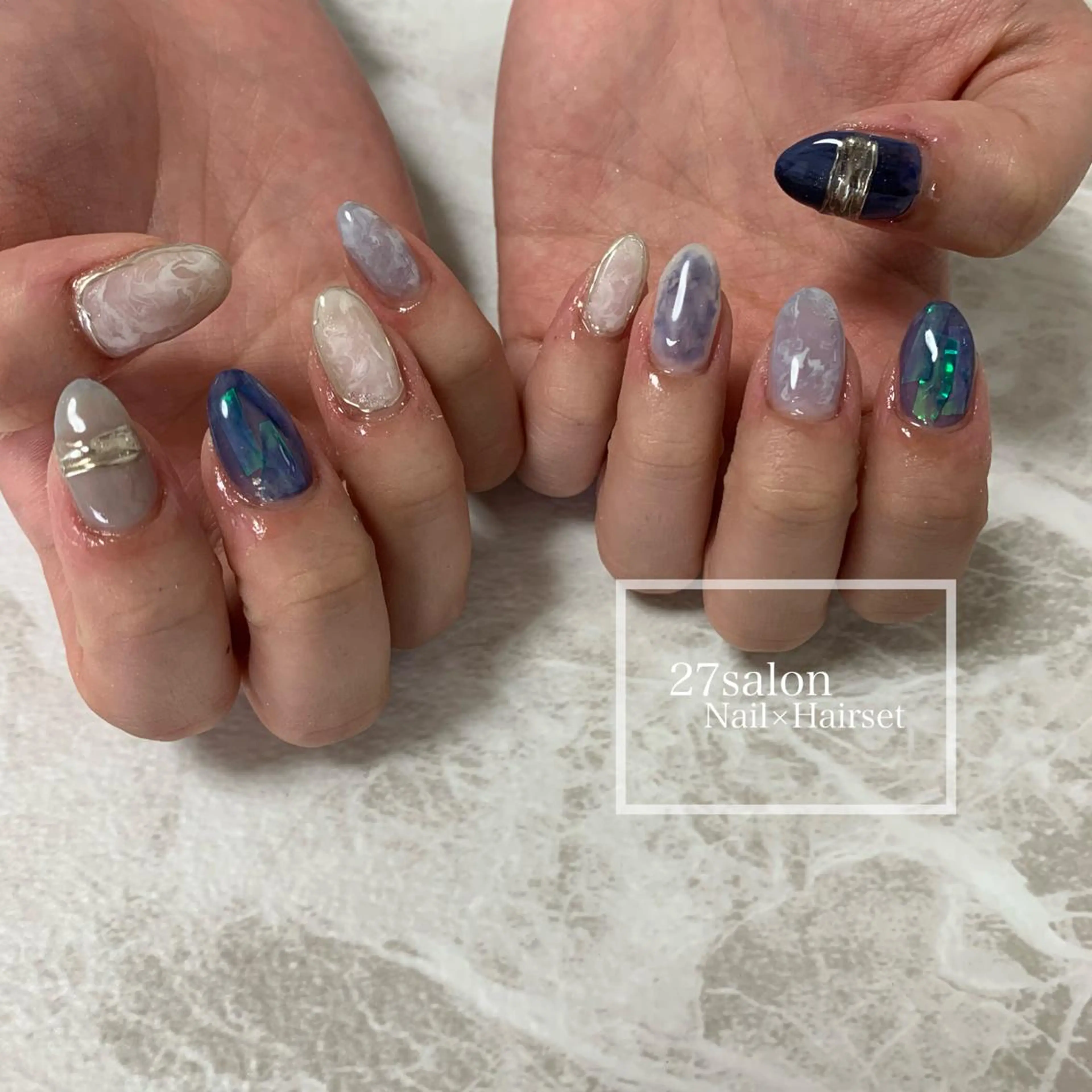 ネイル アートネイル オーロラネイル ミラーネイル ネイビー 27salon yuinaのネイルデザイン