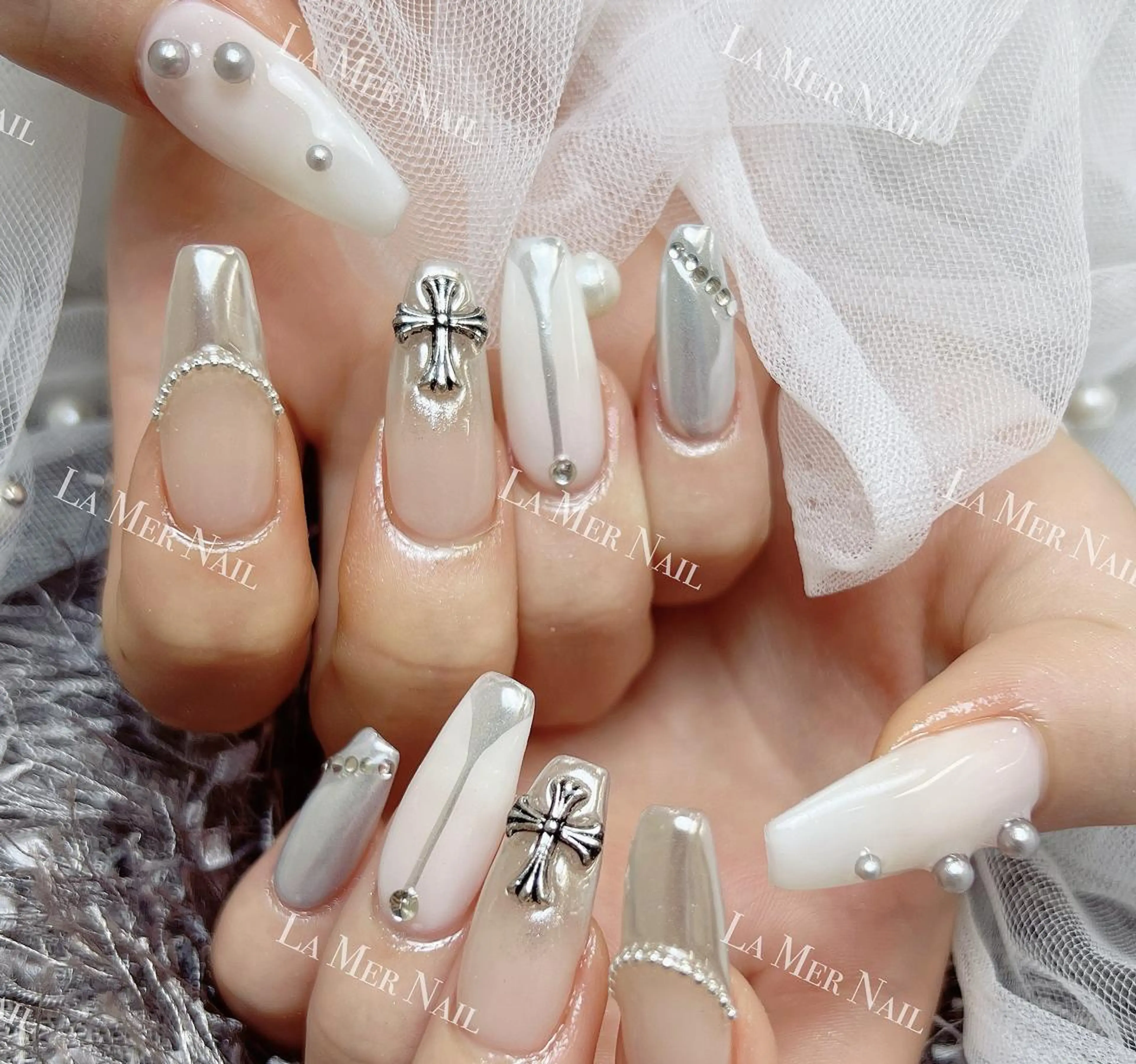 ネイル hikikibyee ♡のネイルデザイン