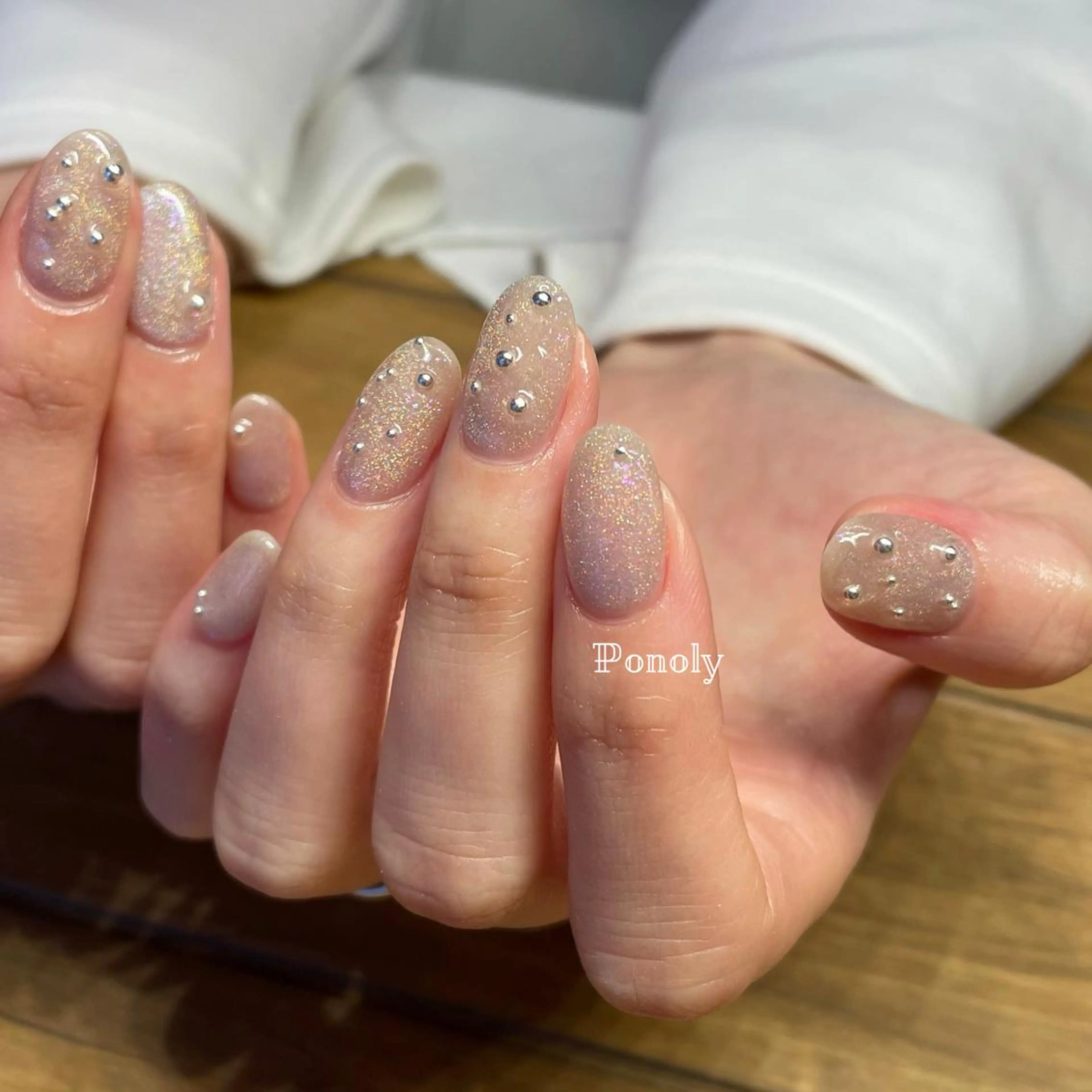 ショート ネイル ジェルネイル マグネットネイル ニュアンスネイル ワンカラーネイル パラジェル 10ten所属・10ten Mikiのネイルデザイン