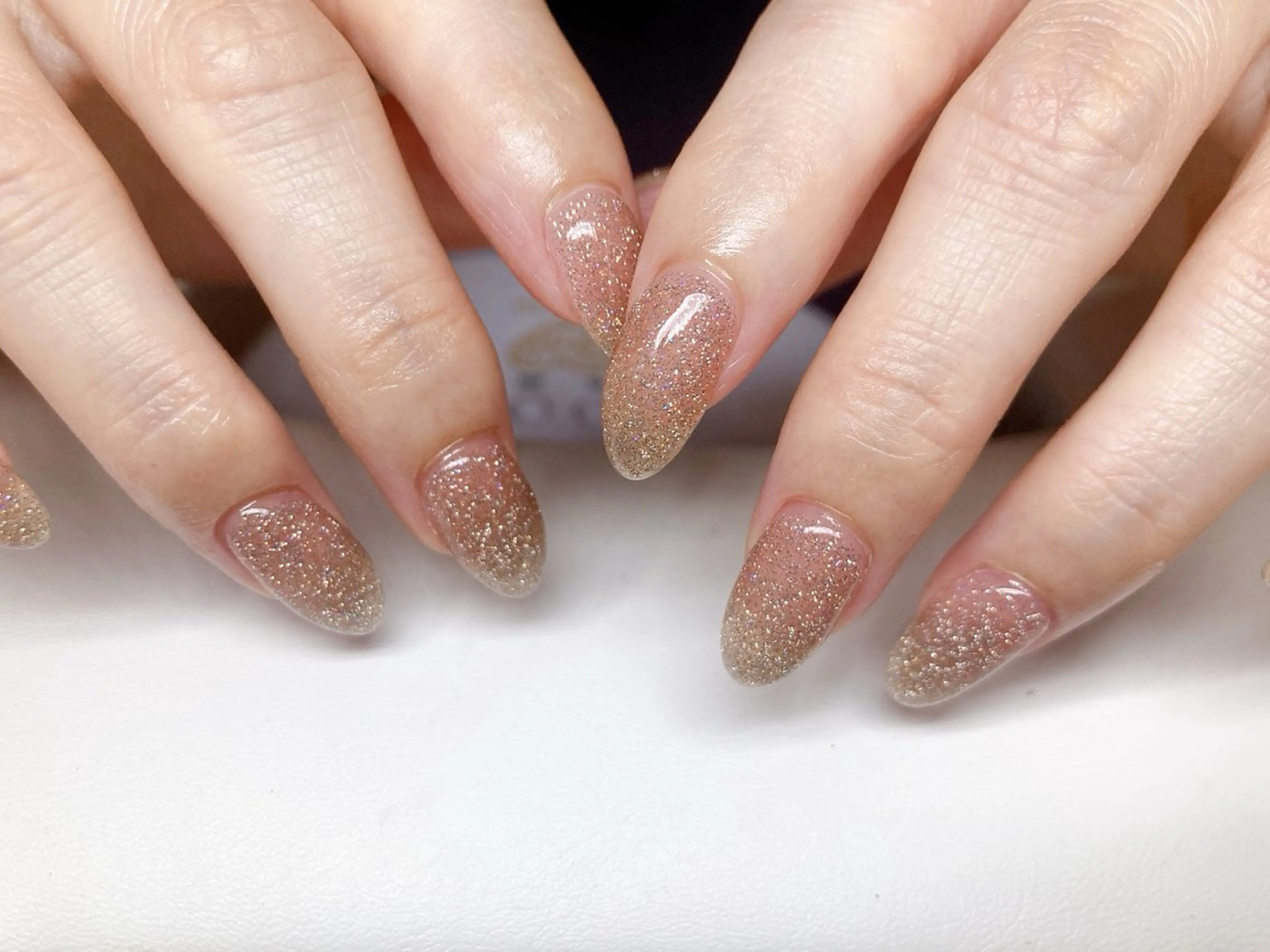 ネイル ECLAT エクラ所属・寺山 千鶴のネイルデザイン