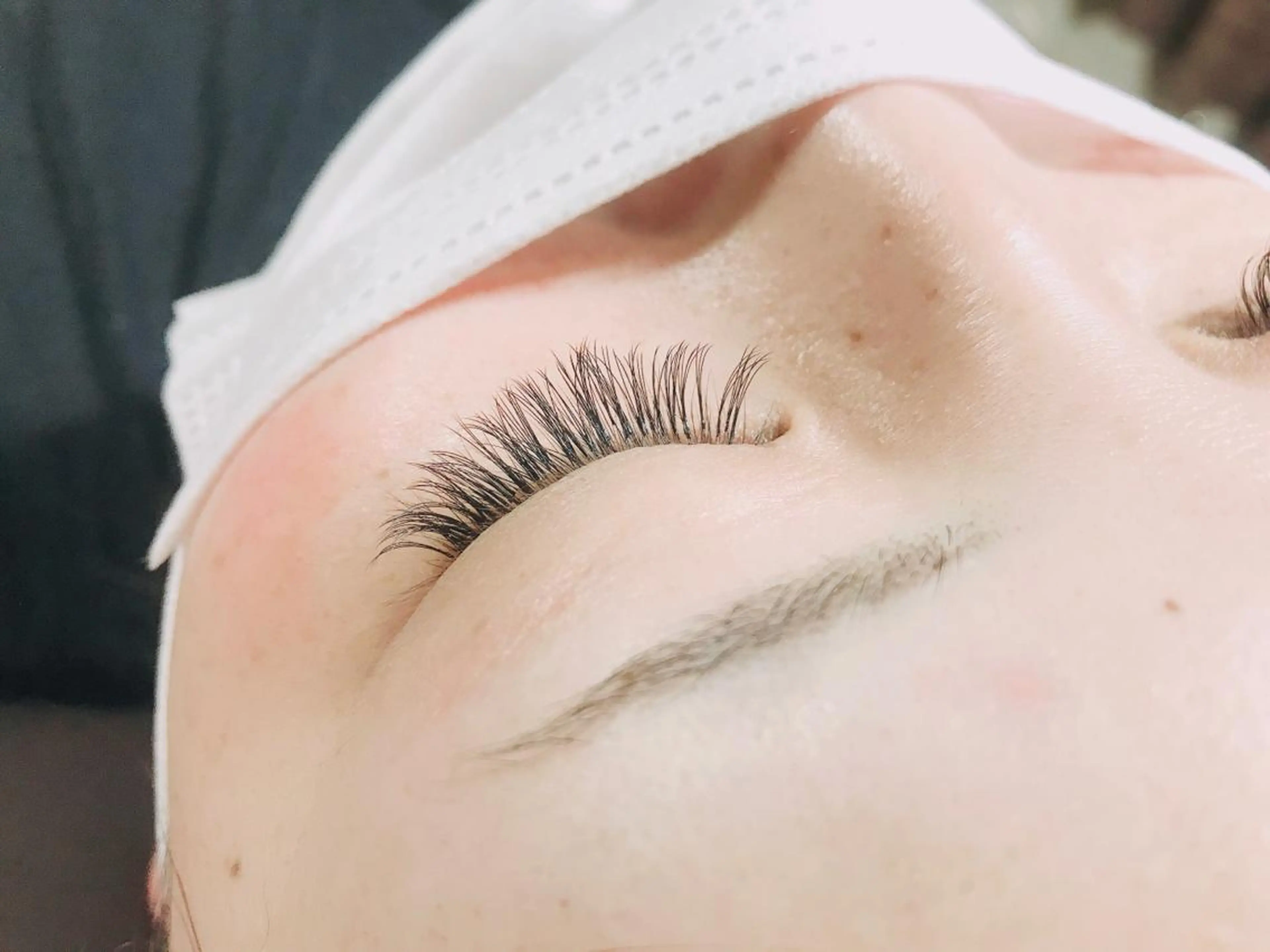 マツエク・マツパ ボリュームラッシュ フルーヴコリーヌ所属・フルーヴコリーヌ Rieの眉毛・アイブロウイメージ