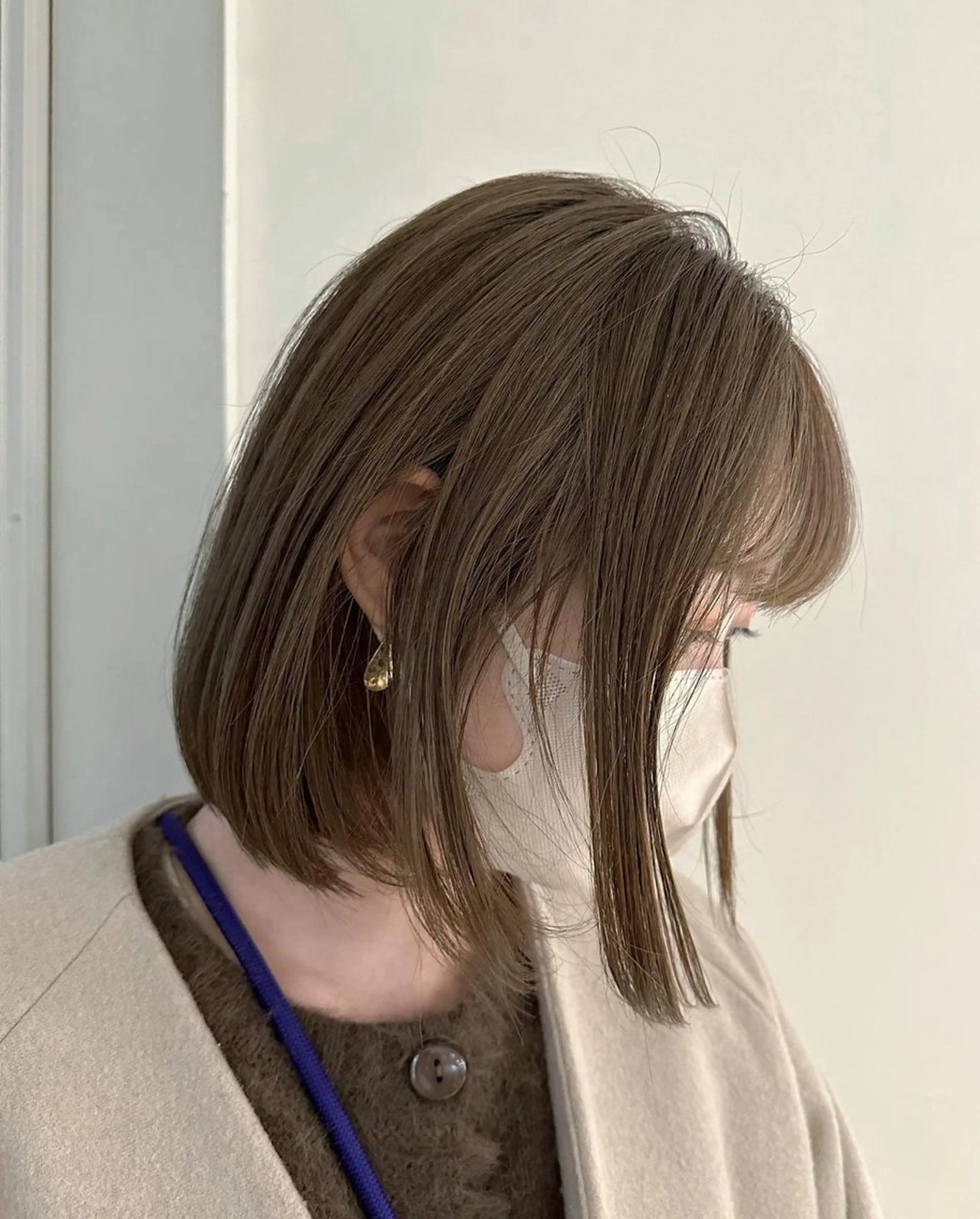 ミディアム カラー ベージュカラー ブリーチ オリーブベージュ hase ／tsunaguのヘアスタイル