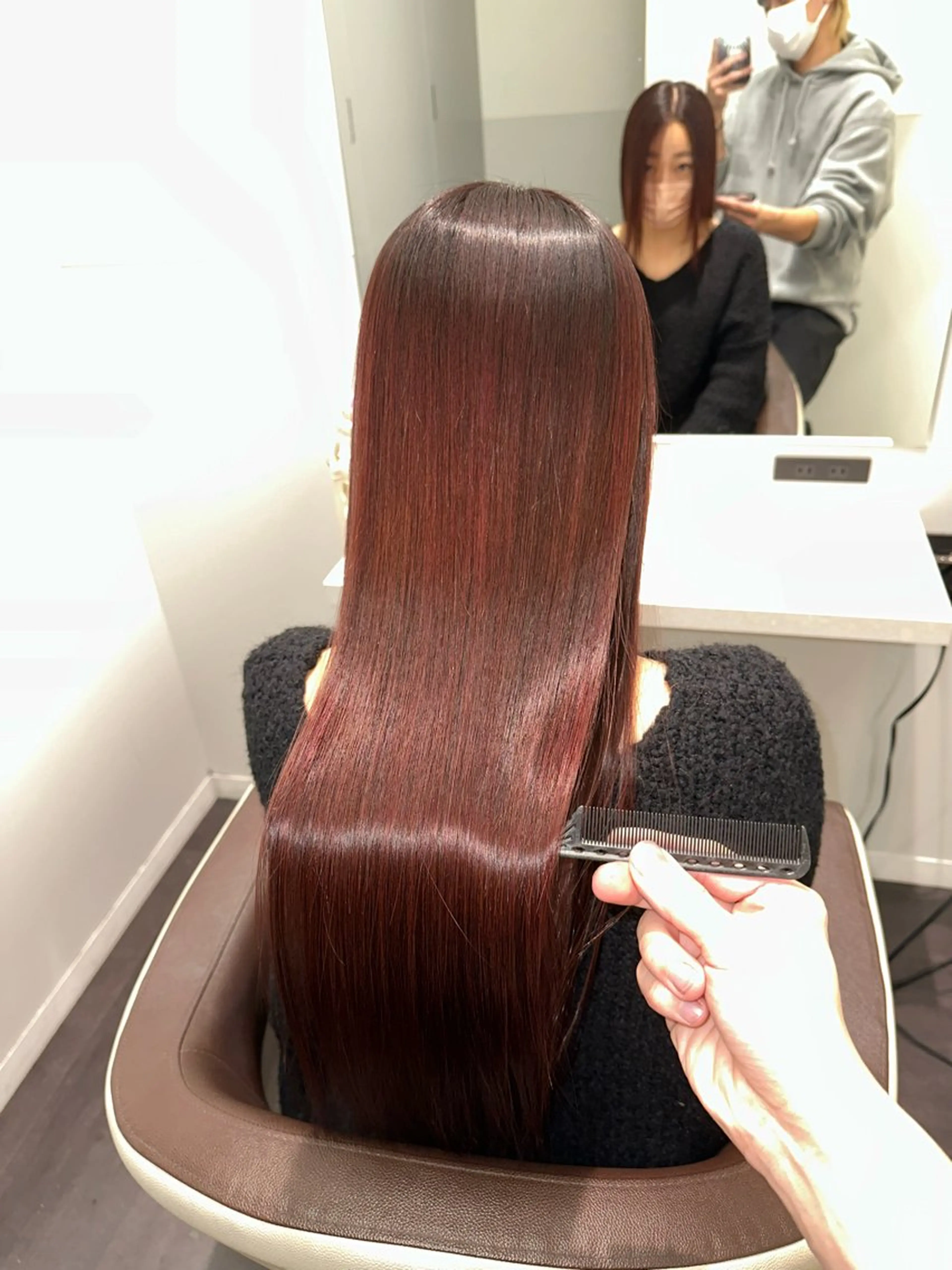 セミロング カラー Wisteria所属・美髪特化✨ 伊織✨縮毛矯正✨のヘアスタイル