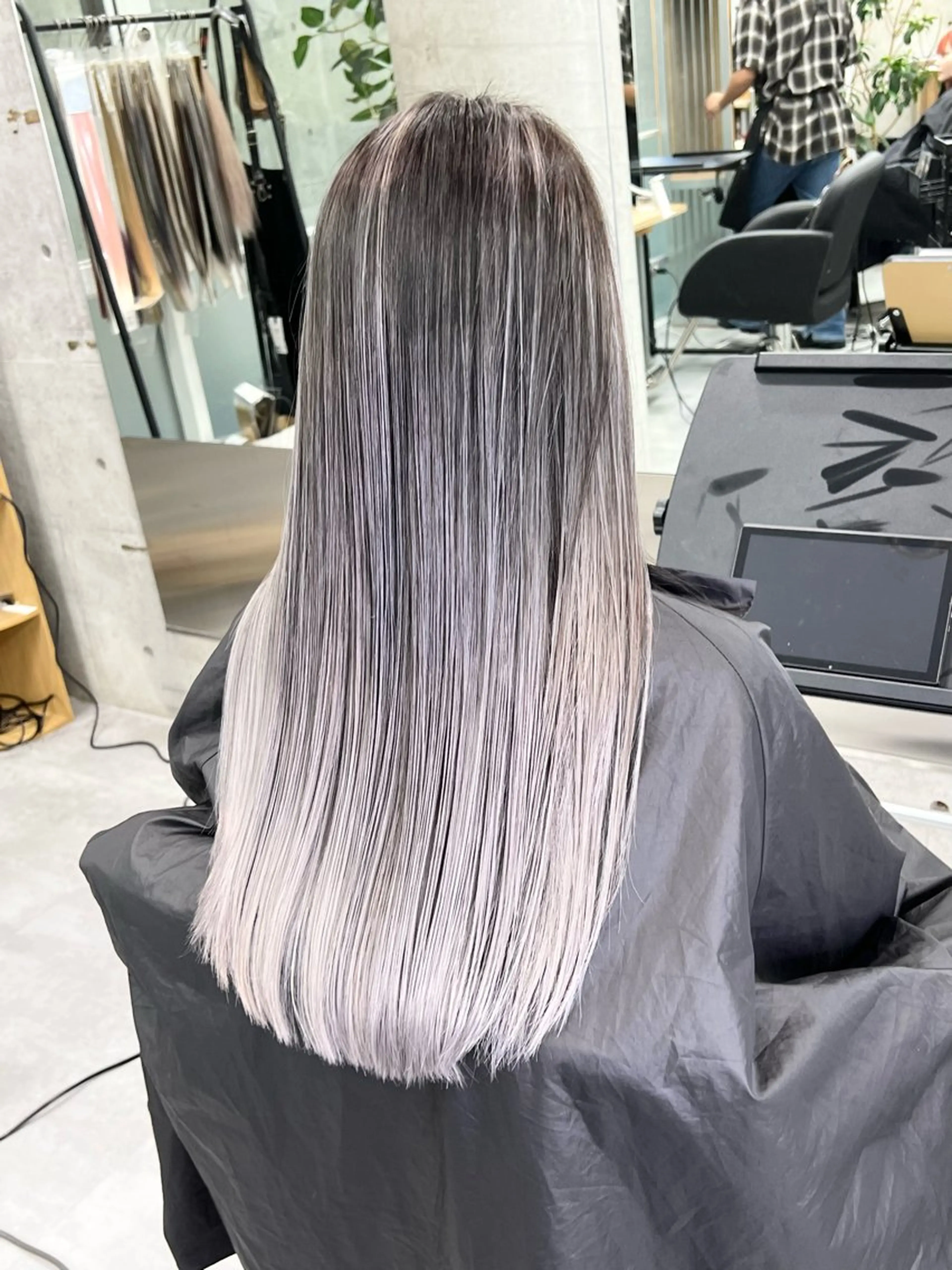 ロング カラー バレイヤージュ レイヤーカット ヘアカラー トリートメント 艶髪✨ブリーチ職人 井手正康のヘアスタイル