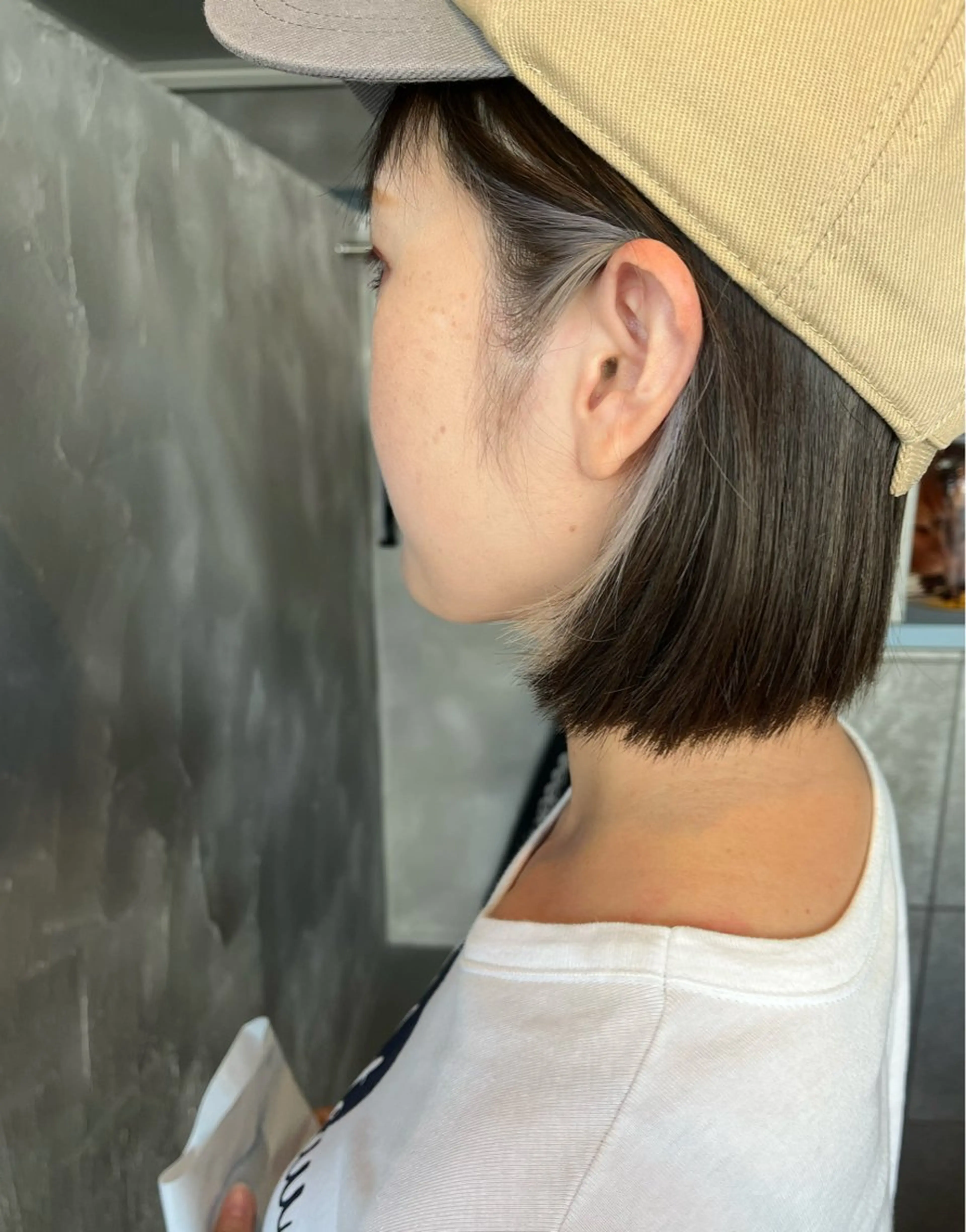 ショート カラー イヤリングカラー classika ERIの眉毛・アイブロウイメージ