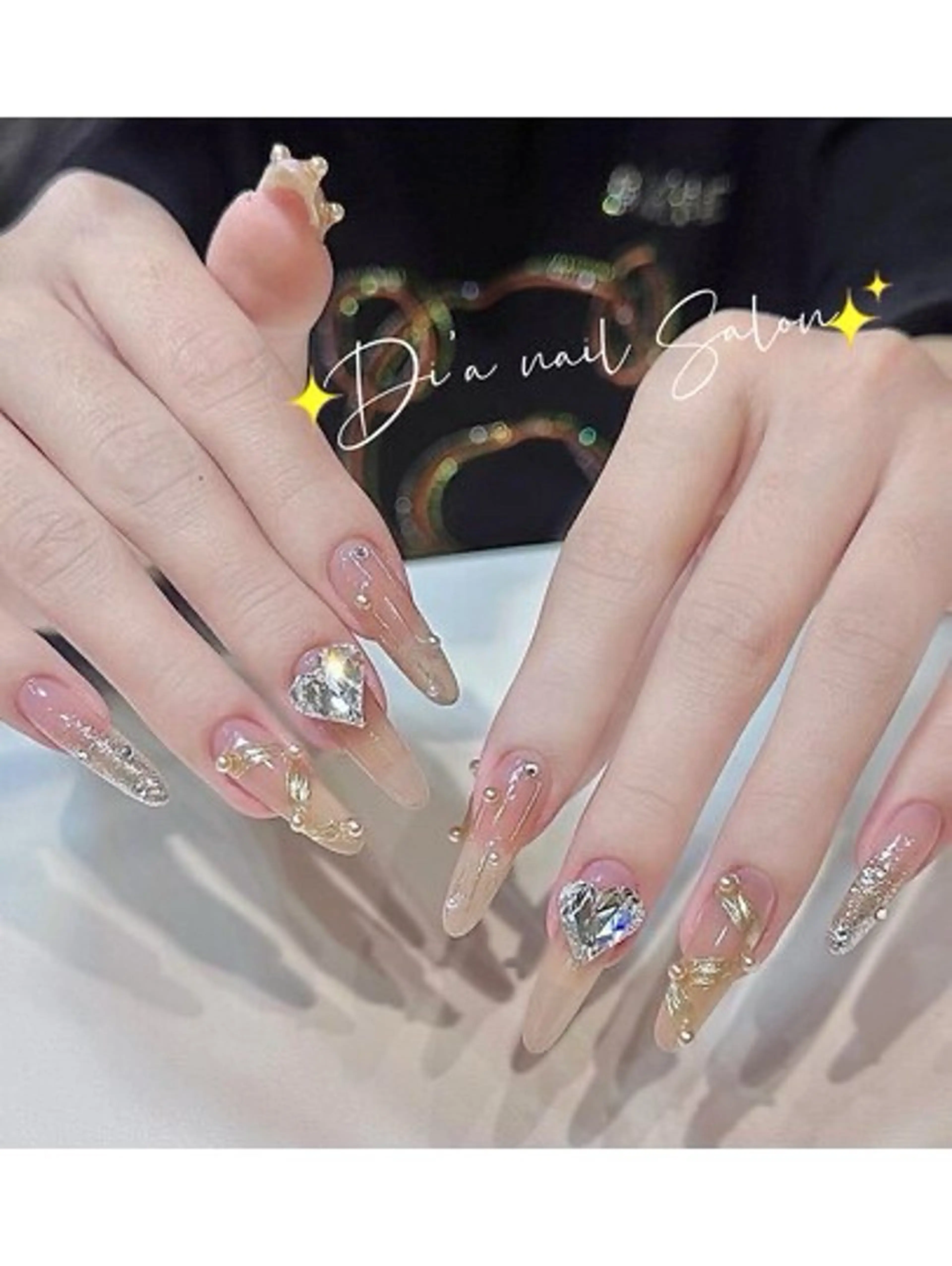 ショート 荒井 由佳のネイルデザイン