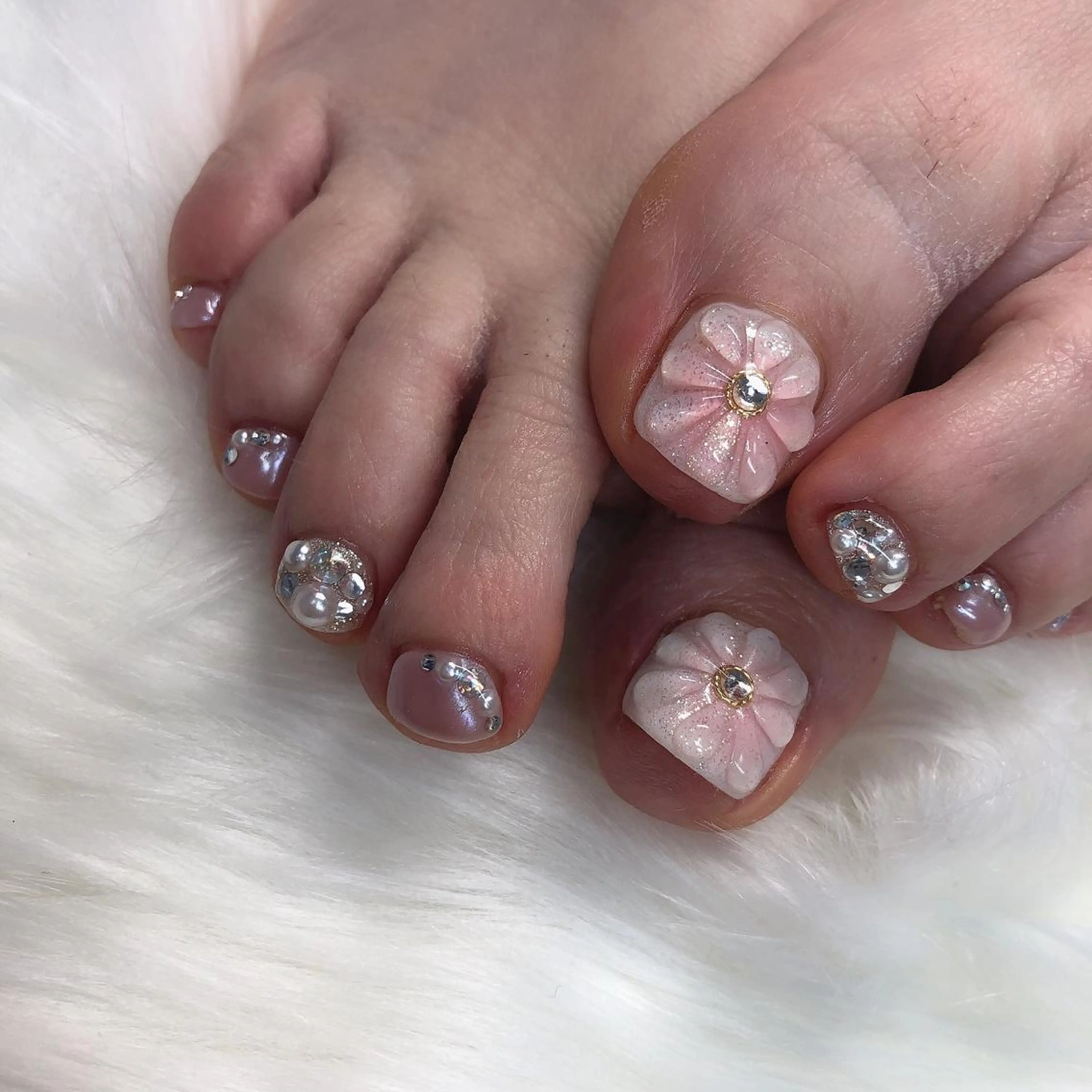 ロング カラー ヘアアレンジ キッズ ネイル マツエク・マツパ 福田 加奈のネイルデザイン