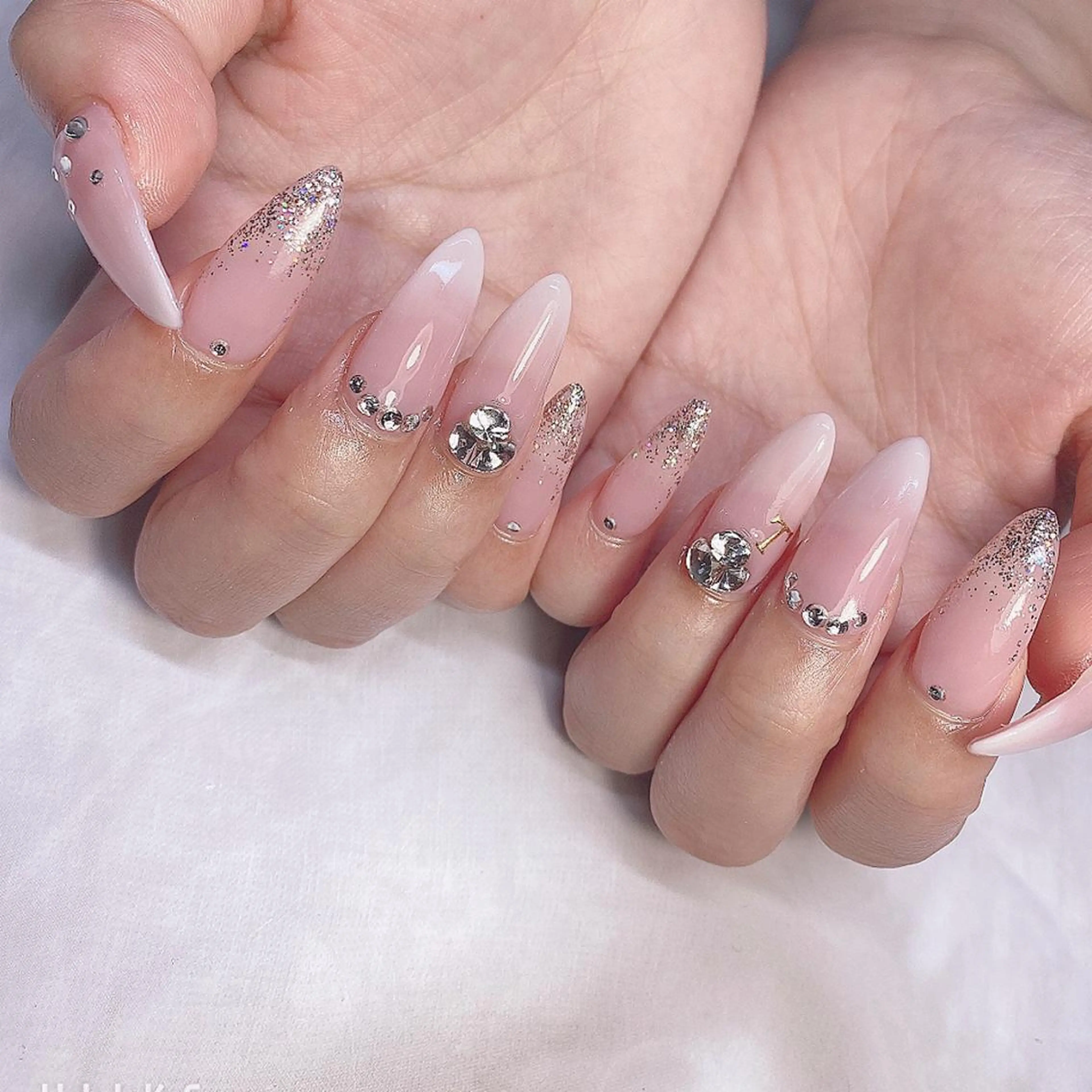 ネイル ハンドネイル RiLion💗 Risa🦋💜のネイルデザイン