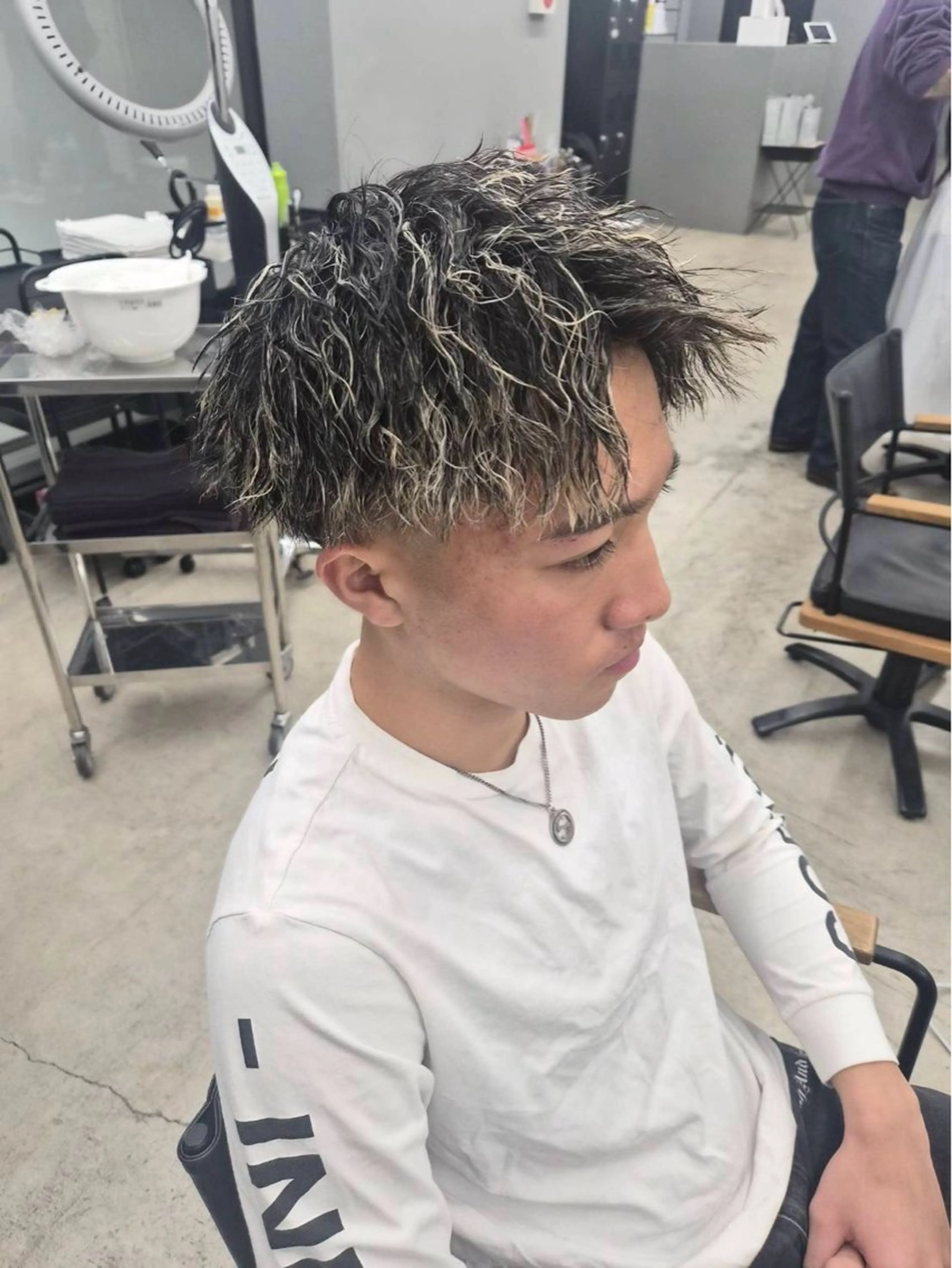 ショート カラー パーマ カット ヘアカラー メンズ専門サロン wokeのヘアスタイル