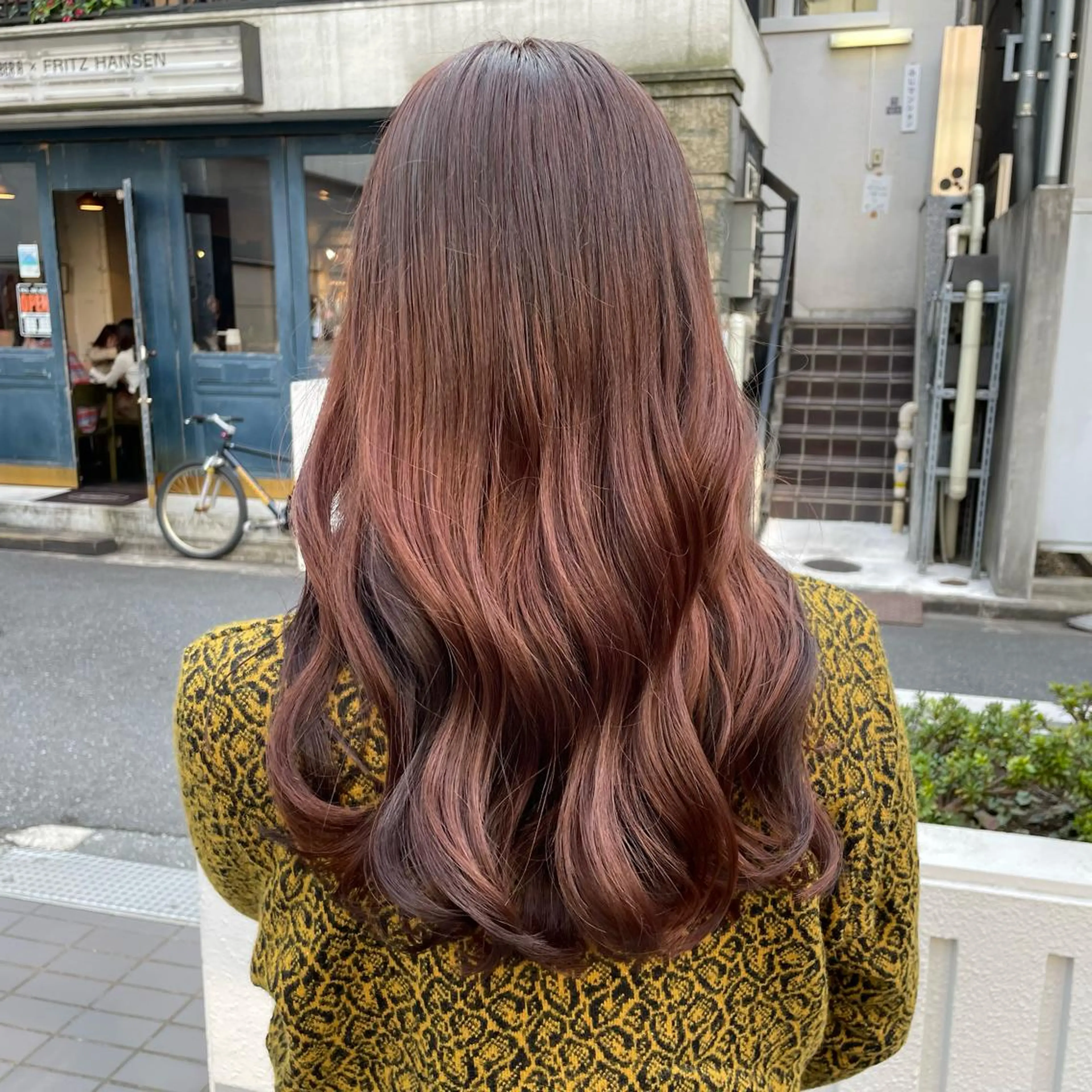 ロング カラー オレンジ ピンクカラー トリートメント 韓国ナチュラル・ ベージュ/落合夏希のヘアスタイル