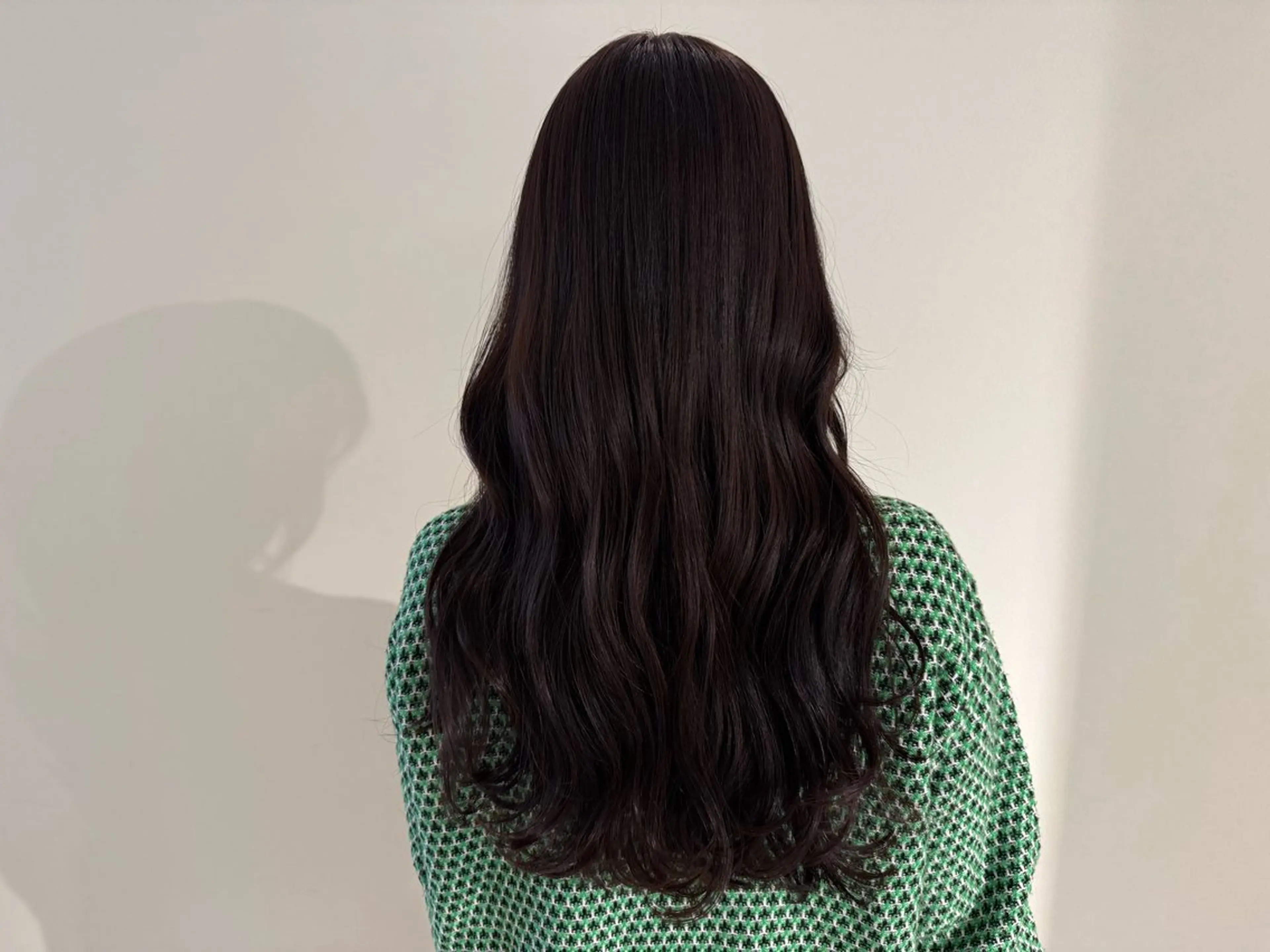 ロング ヘアカラー トリートメント AVANCE emiのヘアスタイル