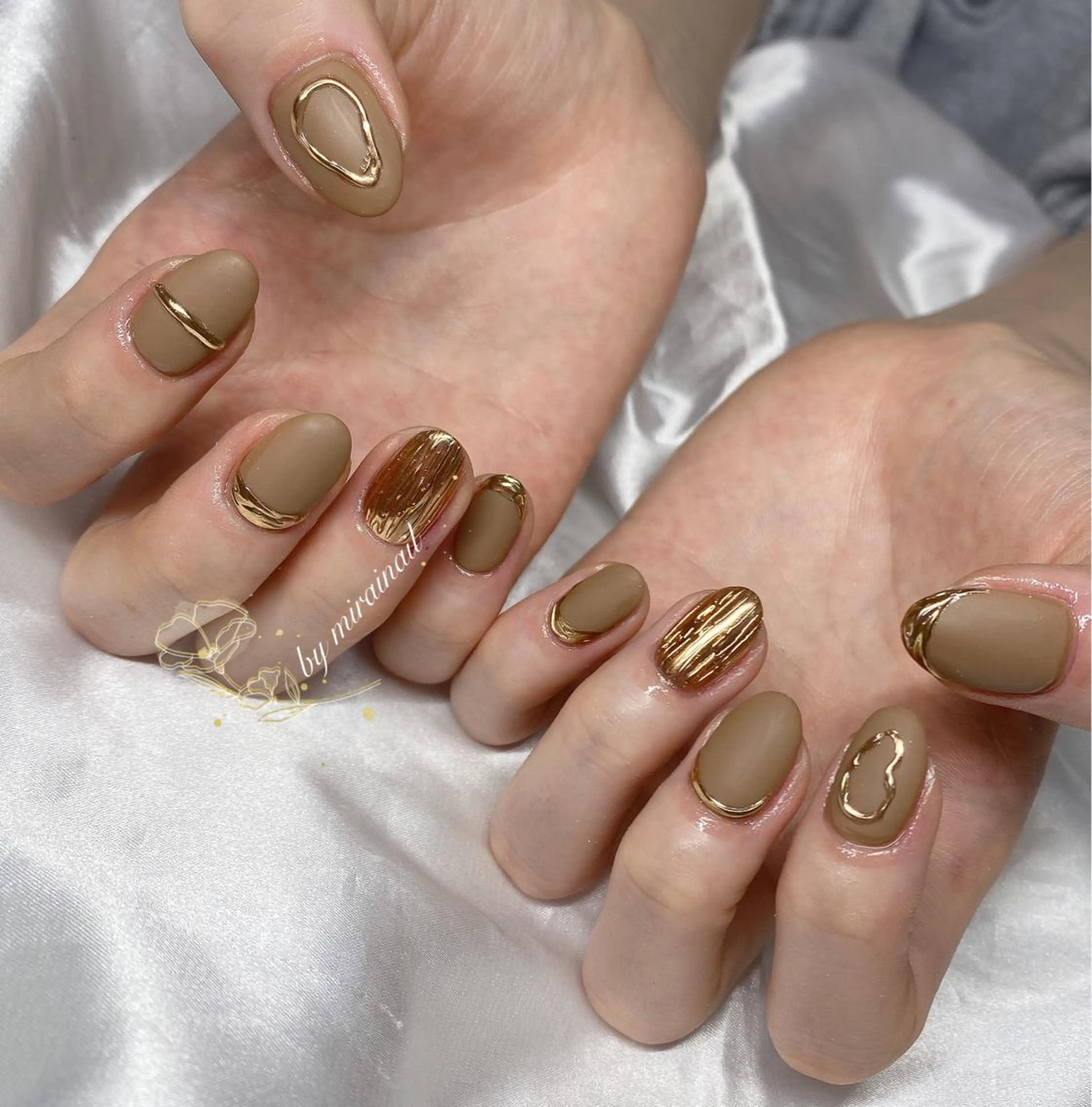 ネイル ハンドネイル ハンドケア ネイルサロン 9Carats神田のネイルデザイン