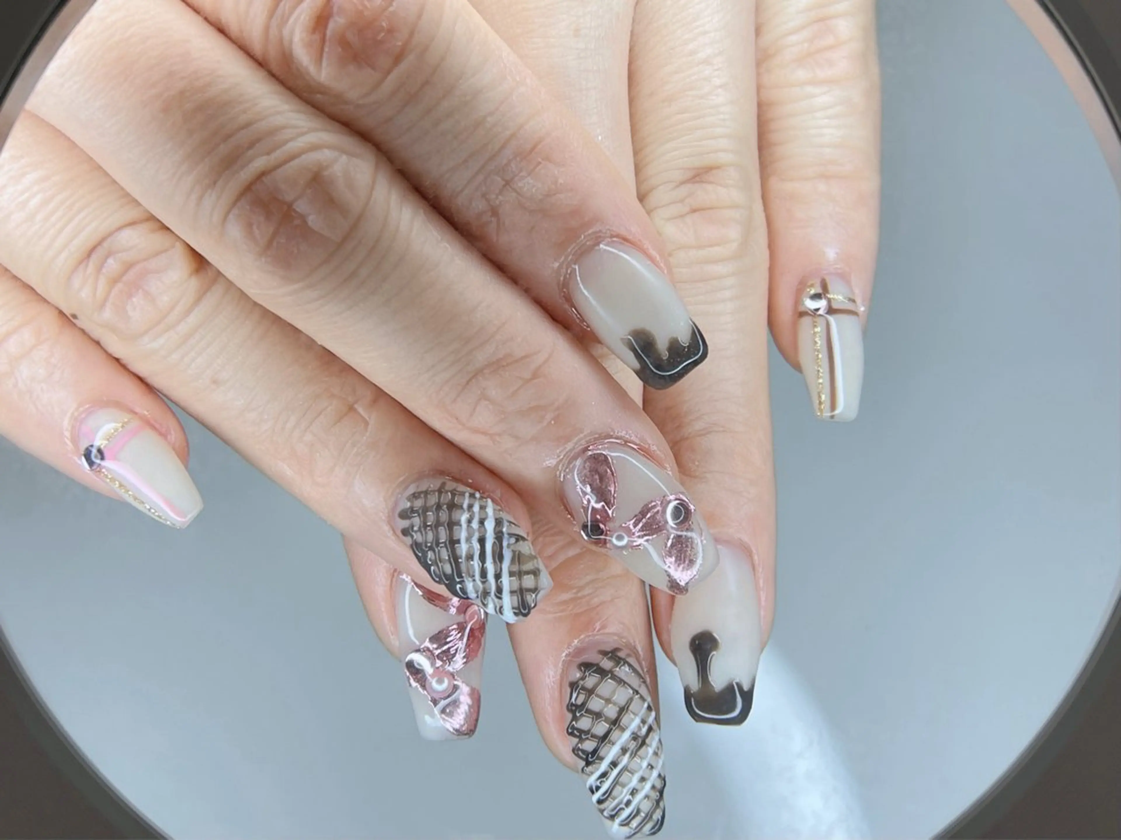 ネイル ハンドネイル JOJOネイル所属・JOJO ネイルのネイルデザイン