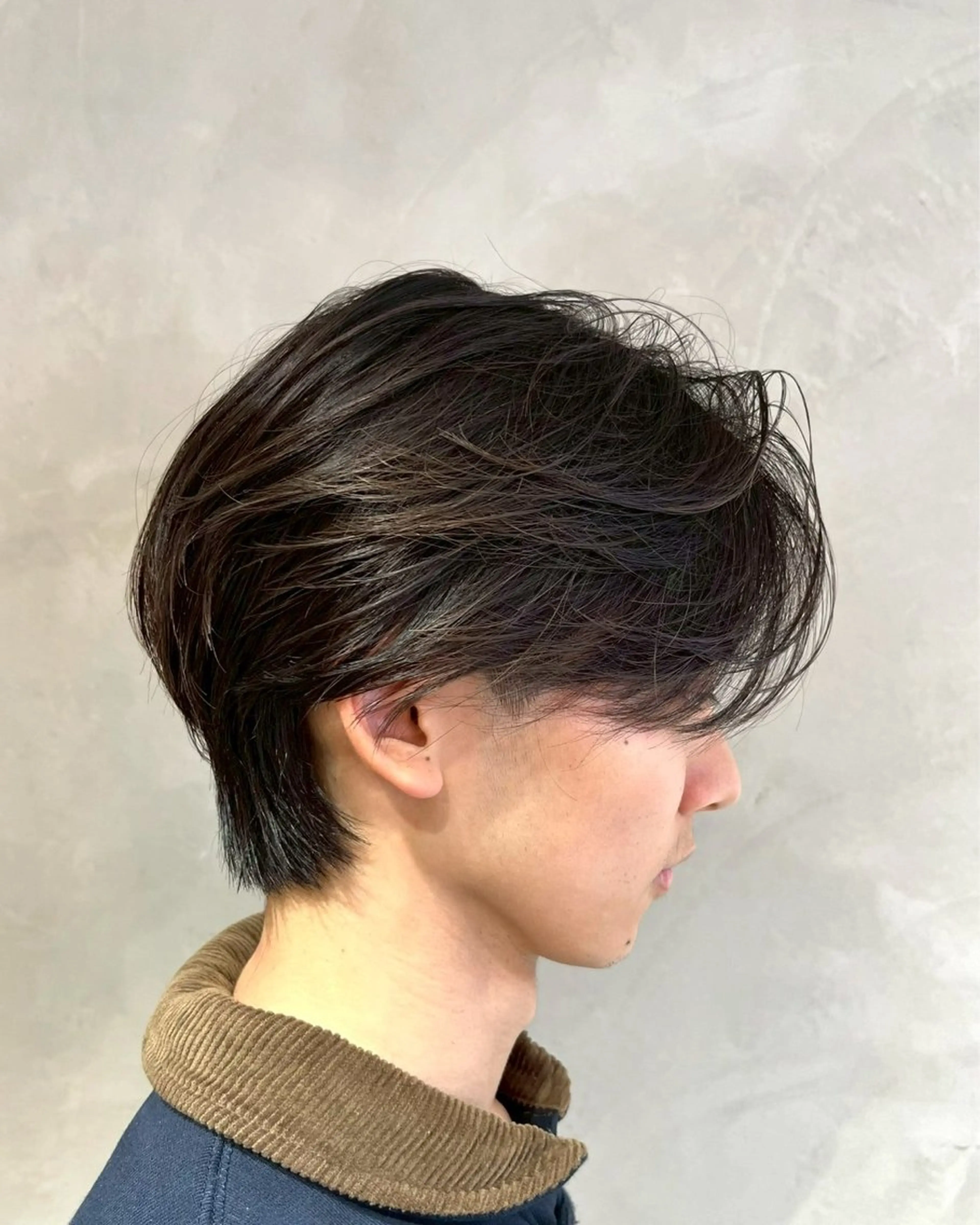 メンズ センターパート メンズウルフカット ウルフカット nico TOKYO 横浜所属・三浦 れいやのヘアスタイル