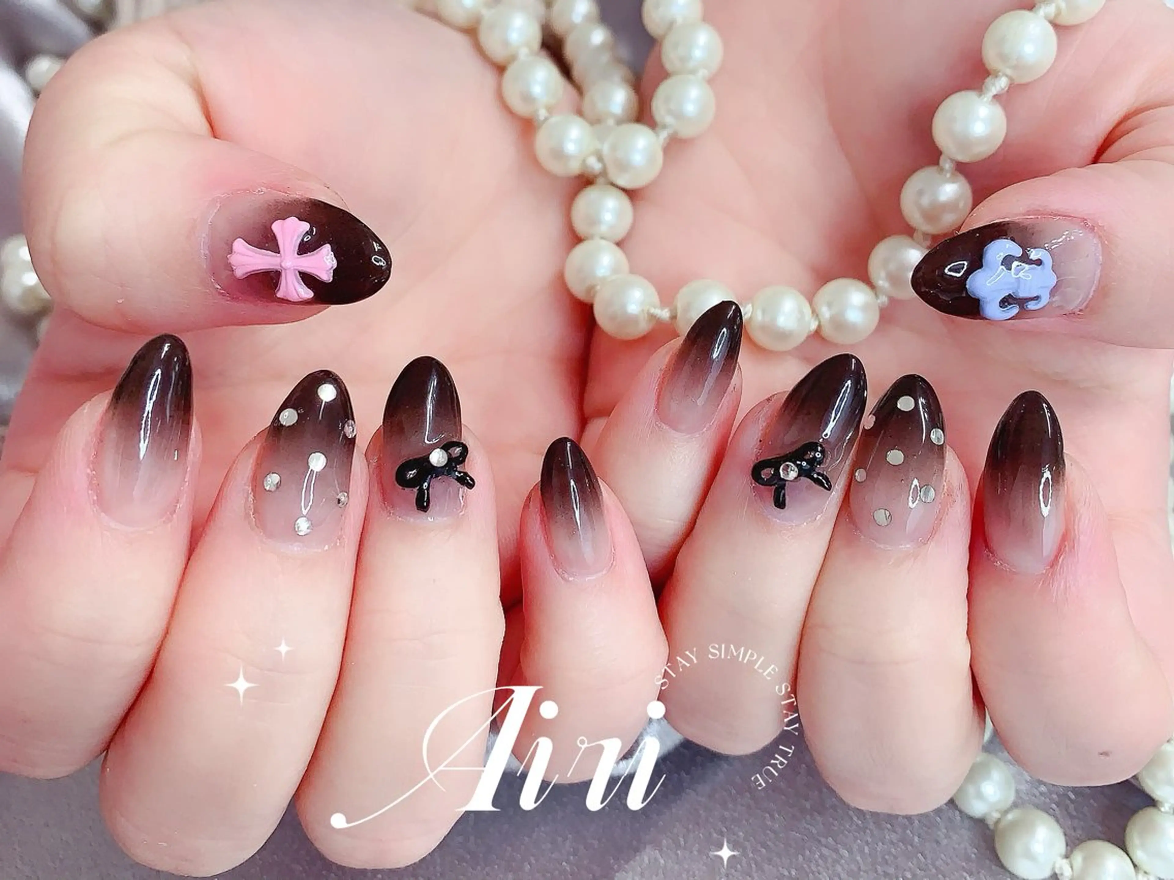 ネイル ネイルサロンAiri 長さ出し·シンプルのネイルデザイン