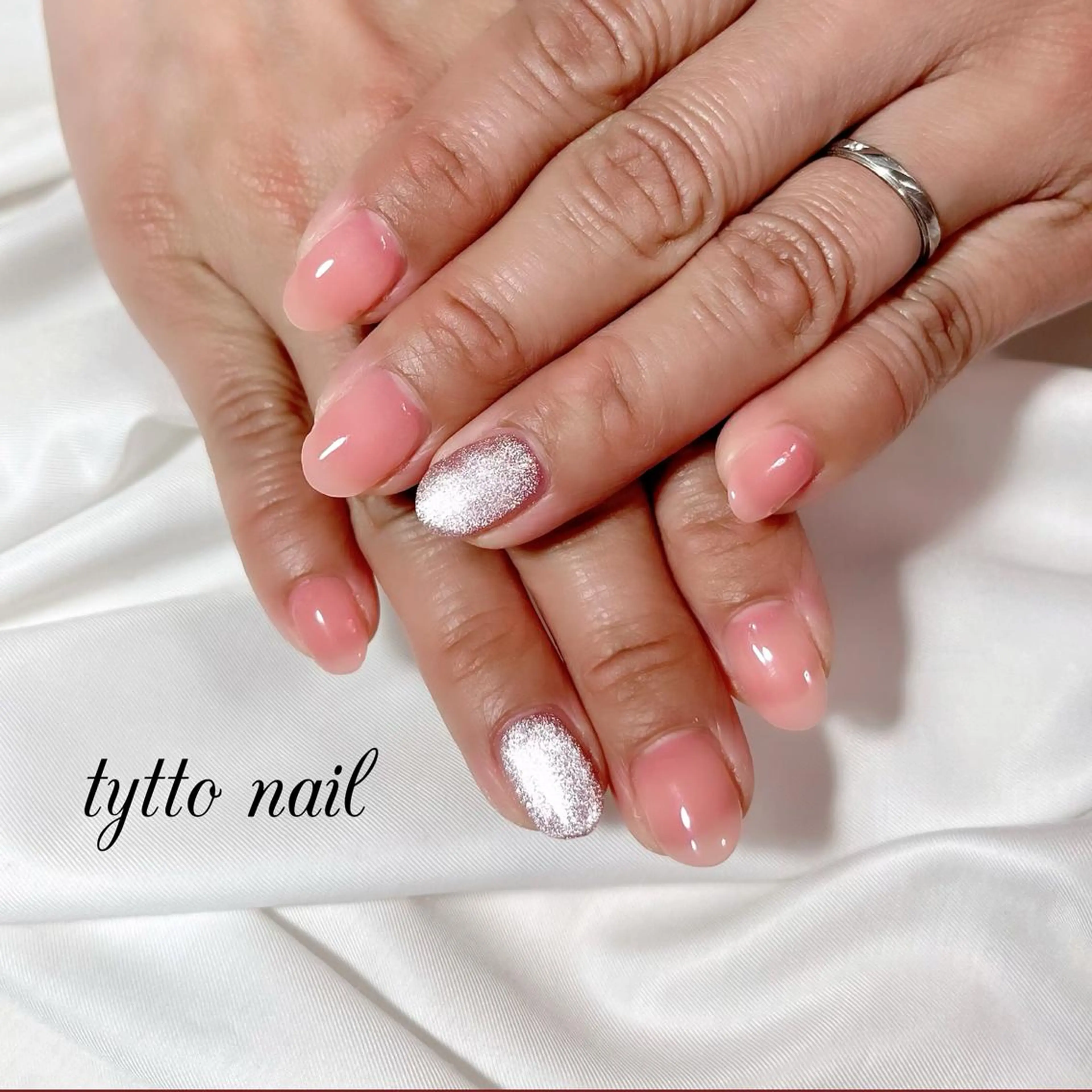 ネイル マグネットネイル オフィスネイル ワンカラーネイル ピンク シンプルネイル ハンドネイル tytto nail ❤︎‪‪eri‪‪のネイルデザイン