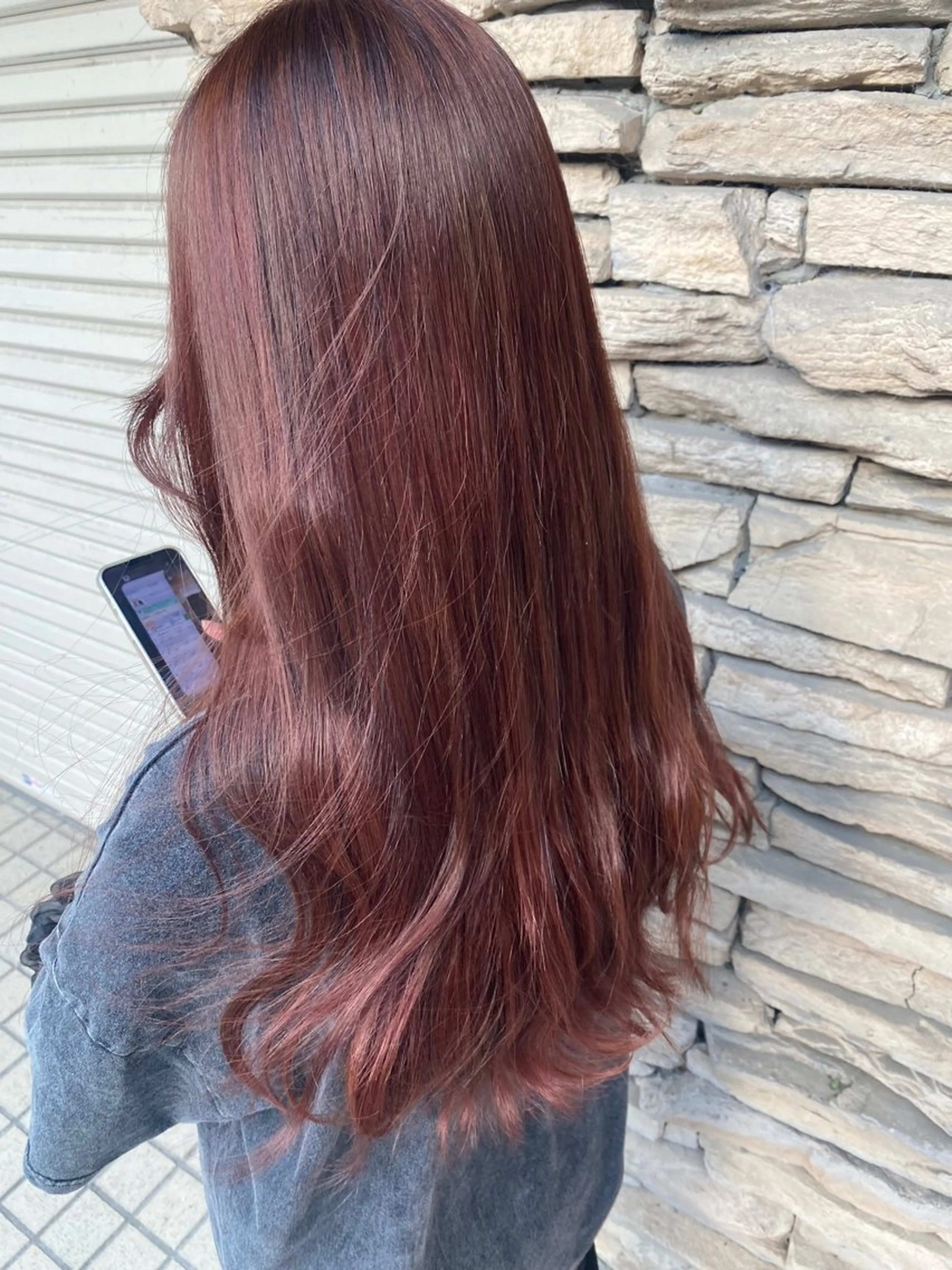 ロング カラー ボルドーカラー Lee 天王寺所属・Lee 天王寺 響のヘアスタイル