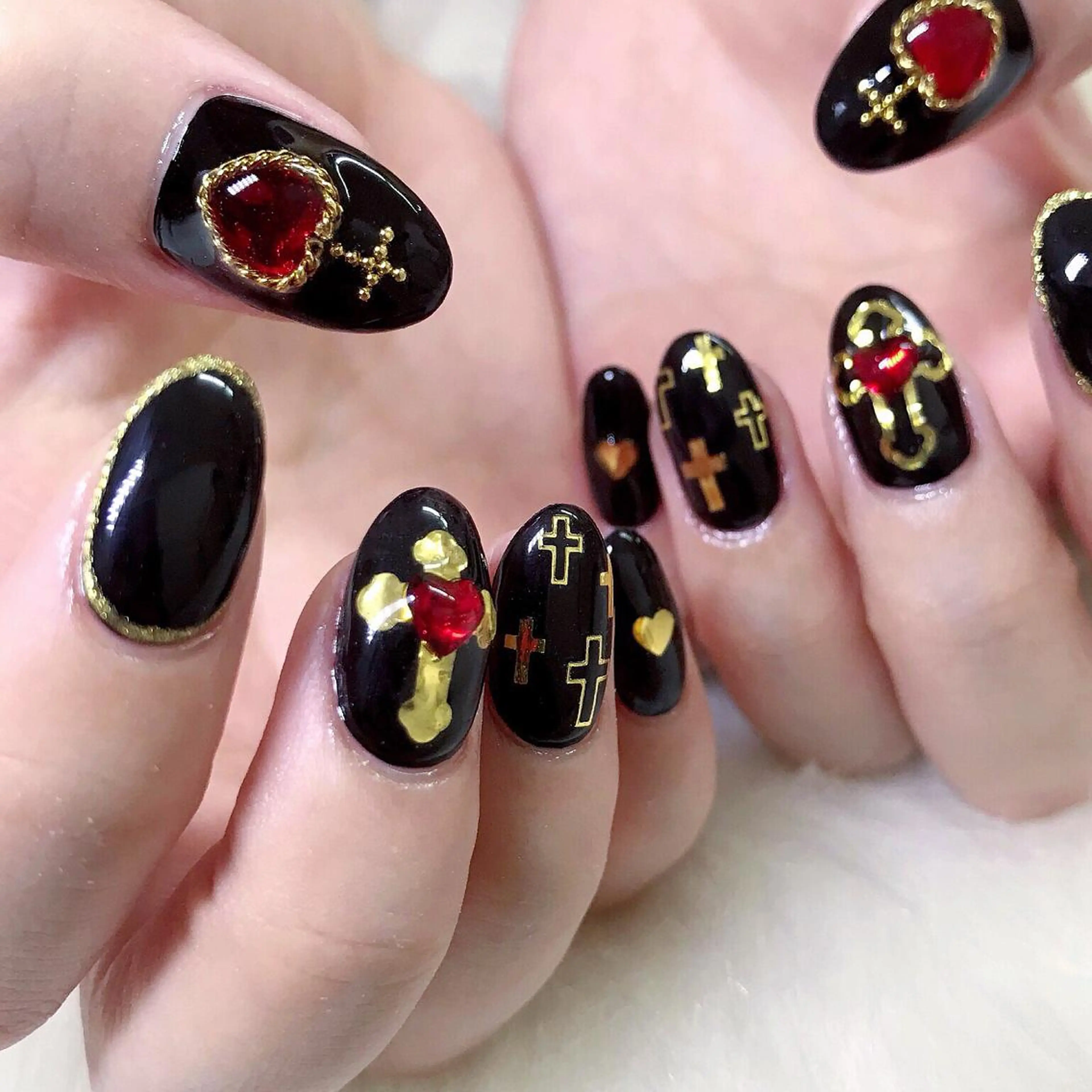 ネイル NOIROUGE所属・NOI ROUGEのネイルデザイン