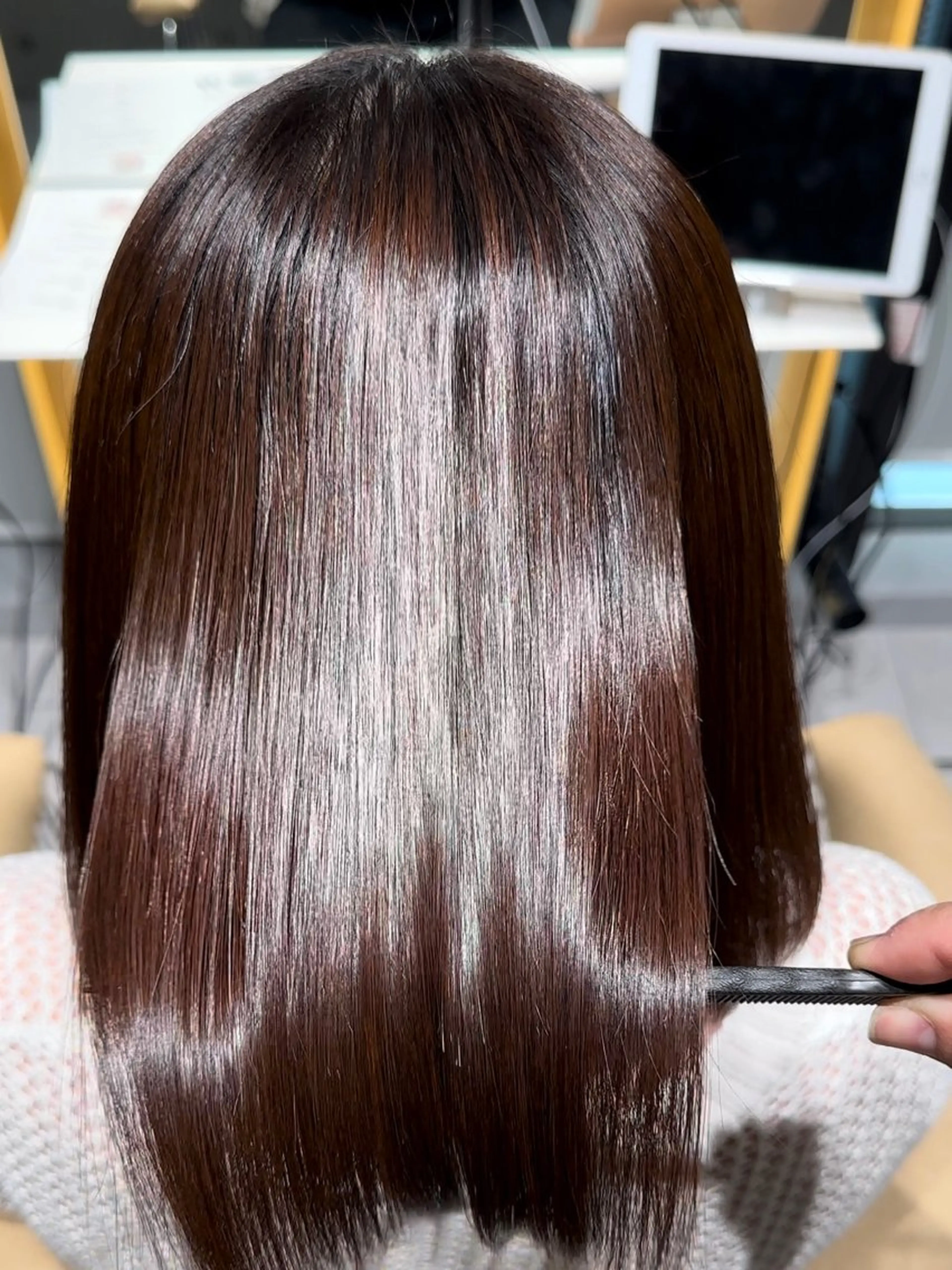 ミディアム カラー ヘアカラー トリートメント ✨髪質改善特化✨副 店長椎葉信乃介のヘアスタイル