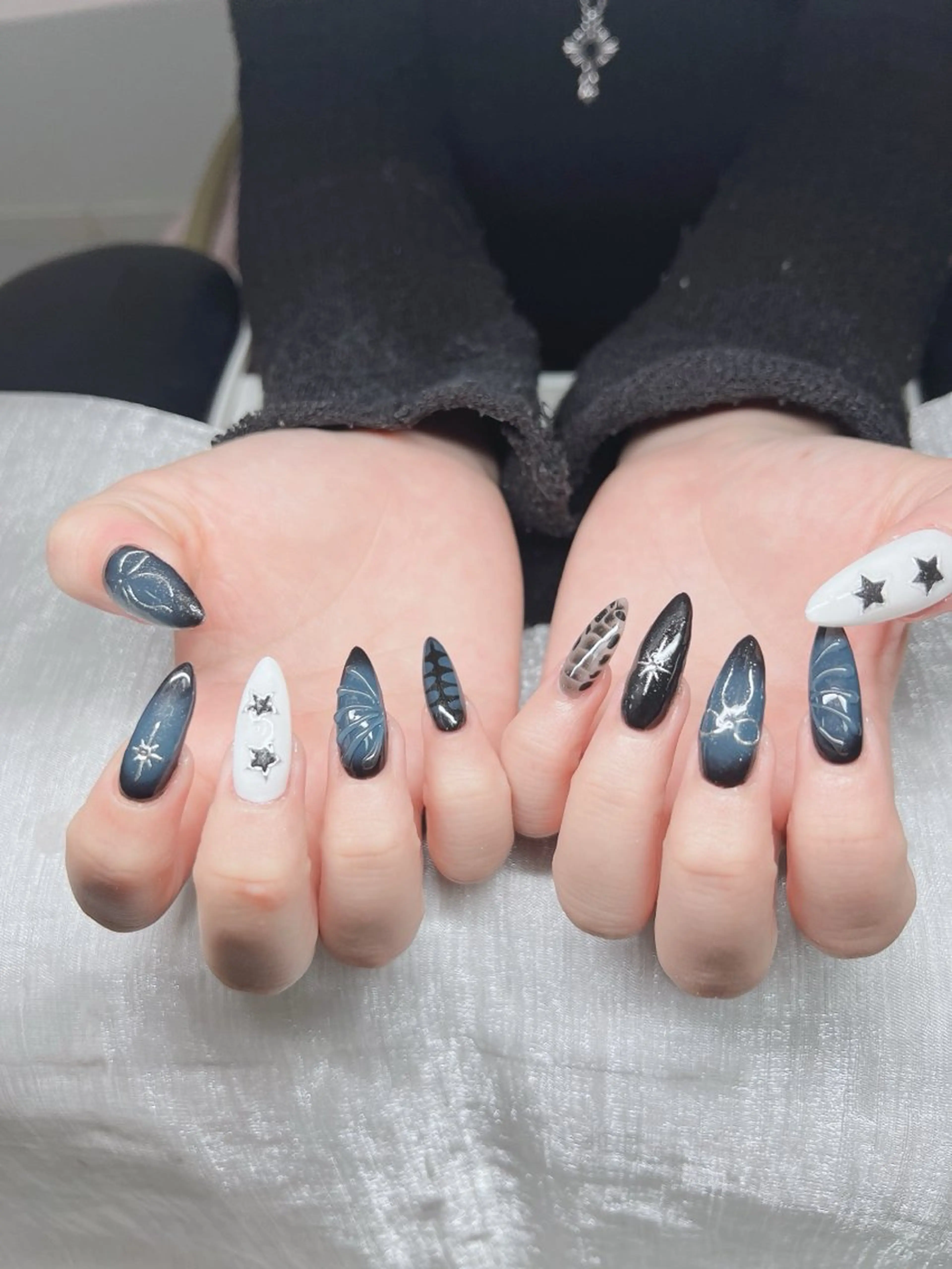 ネイル オーロラネイル チークネイル 長さ出し フットネイル フレンチネイル ハンドネイル Lee Nails チップ長さだし専門店のネイルデザイン