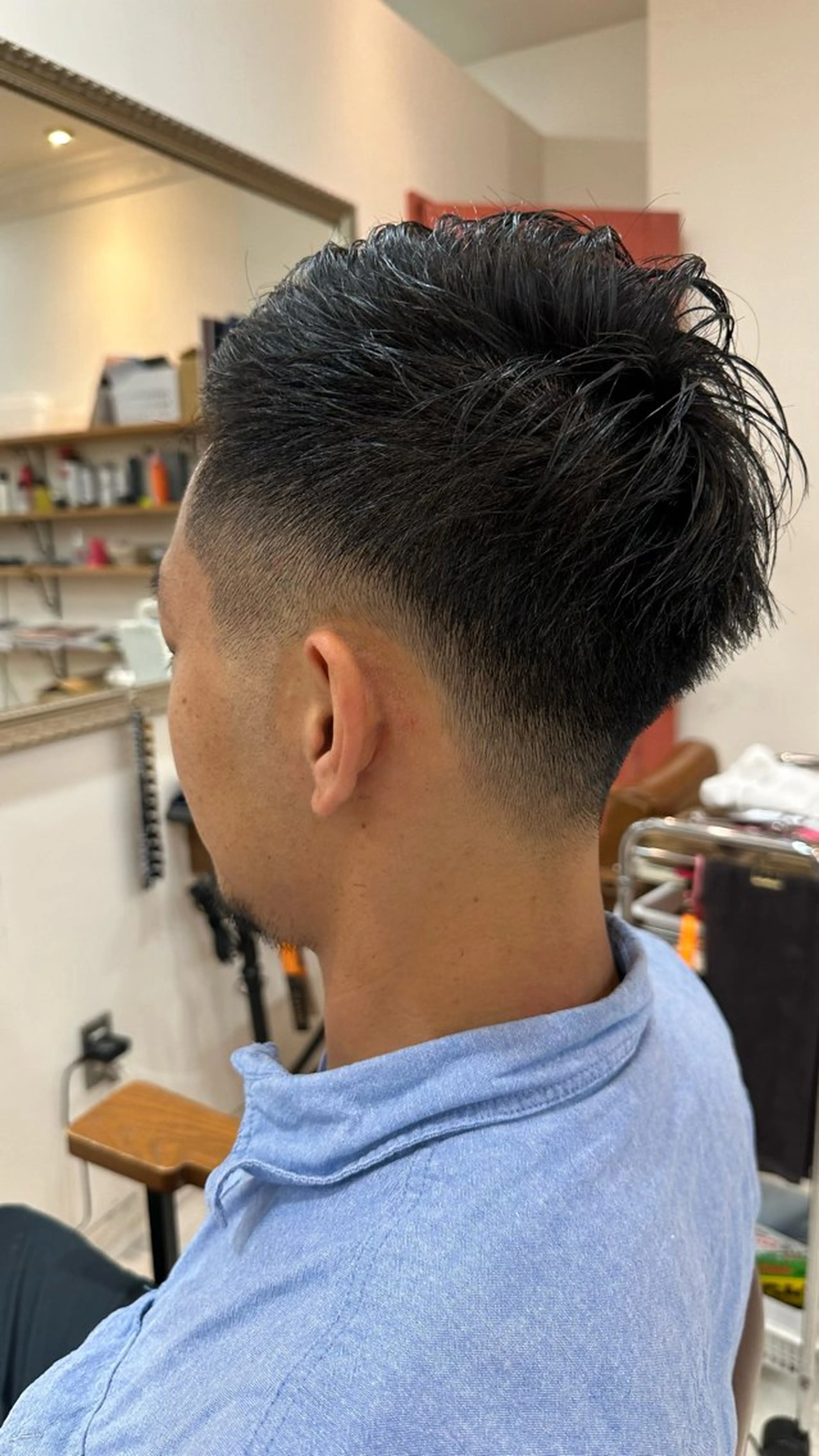 メンズ トリント蘇我所属・福島 ユウタのヘアスタイル