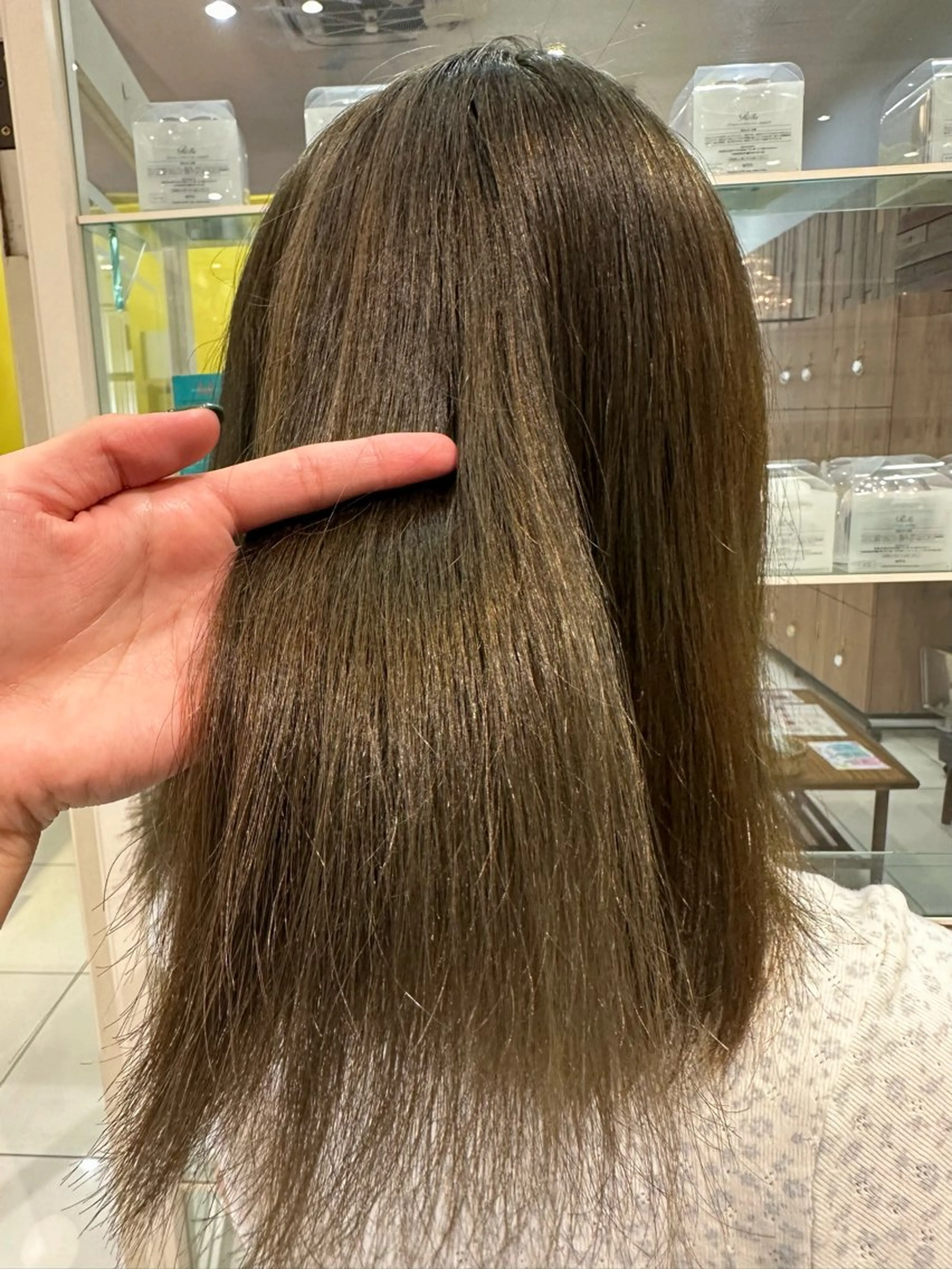 カラー Ancheri by flammeum戸塚店所属・ひな/ボブカット/ ブリーチなしWカラーのヘアスタイル