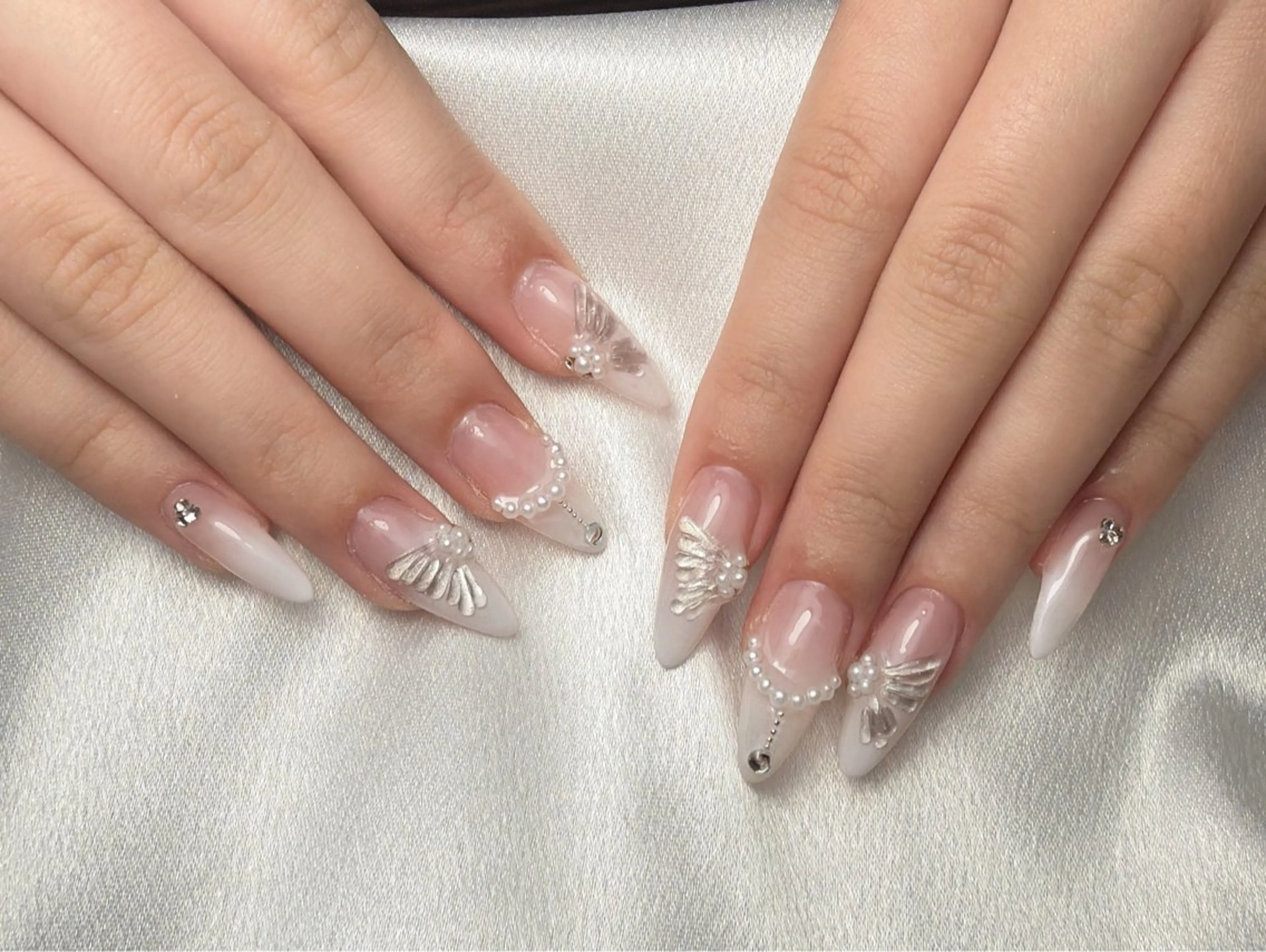 ネイル ハンドネイル ❤️ aura❤️のネイルデザイン