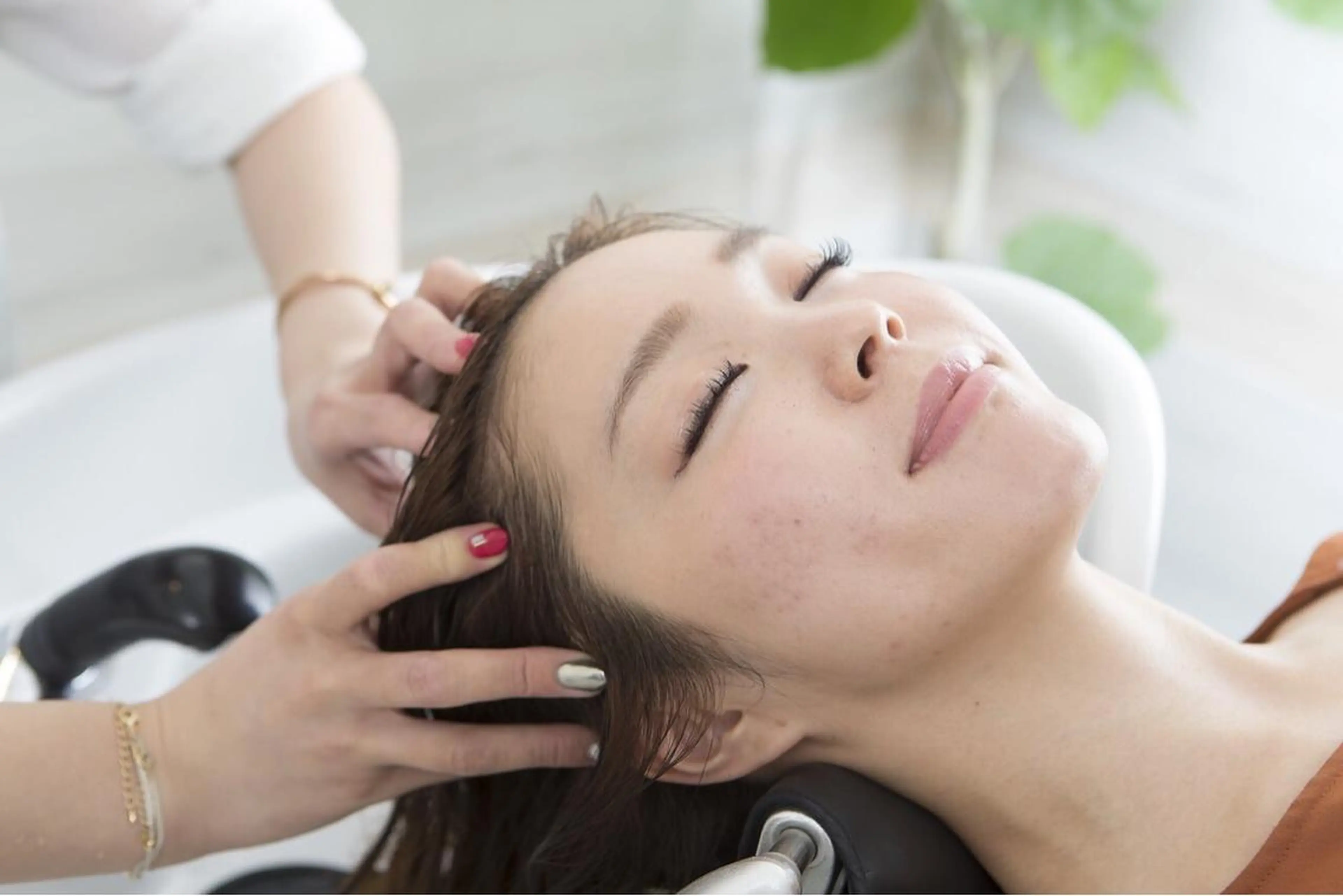 ヘアセット 細めハイライト🩶 ボブ/レイヤーカットのヘアスタイル