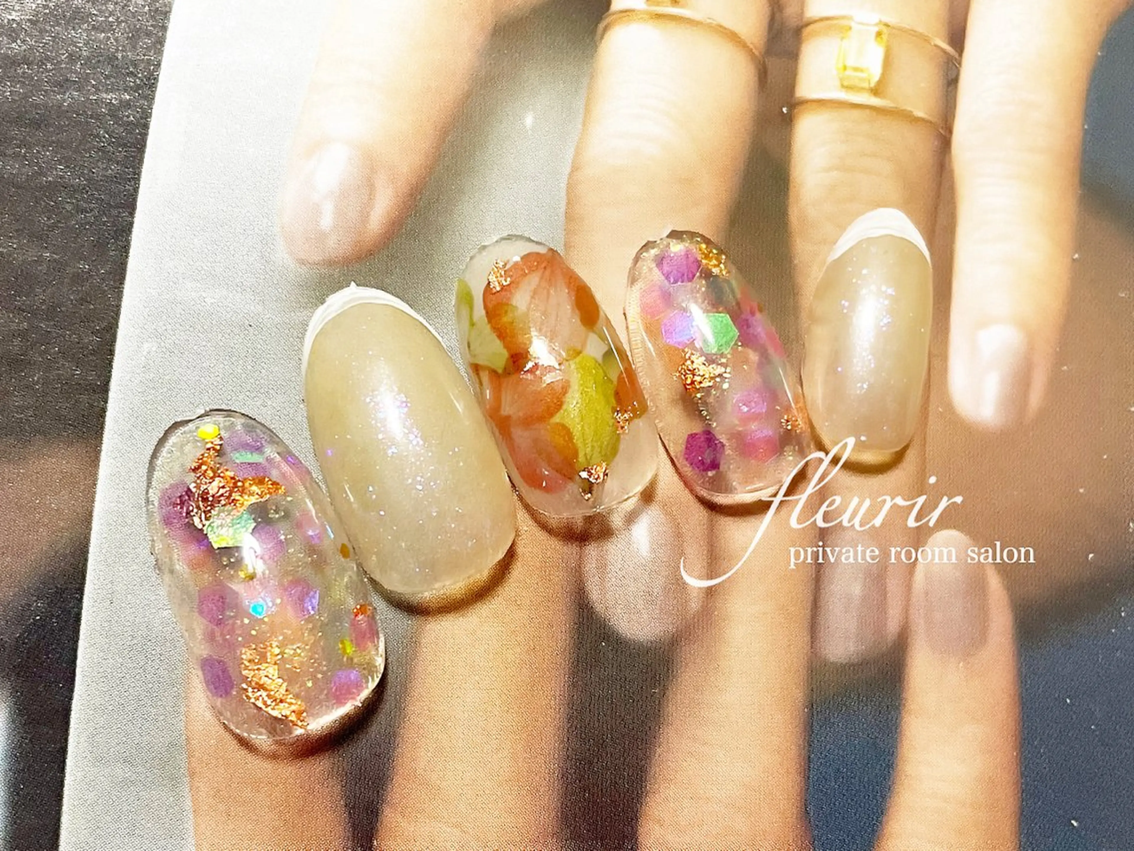 ネイル オーロラネイル グラデーション グリーン ホログラムネイル ラメ(グリッター) フルリール 【プライベートサロンのネイルデザイン