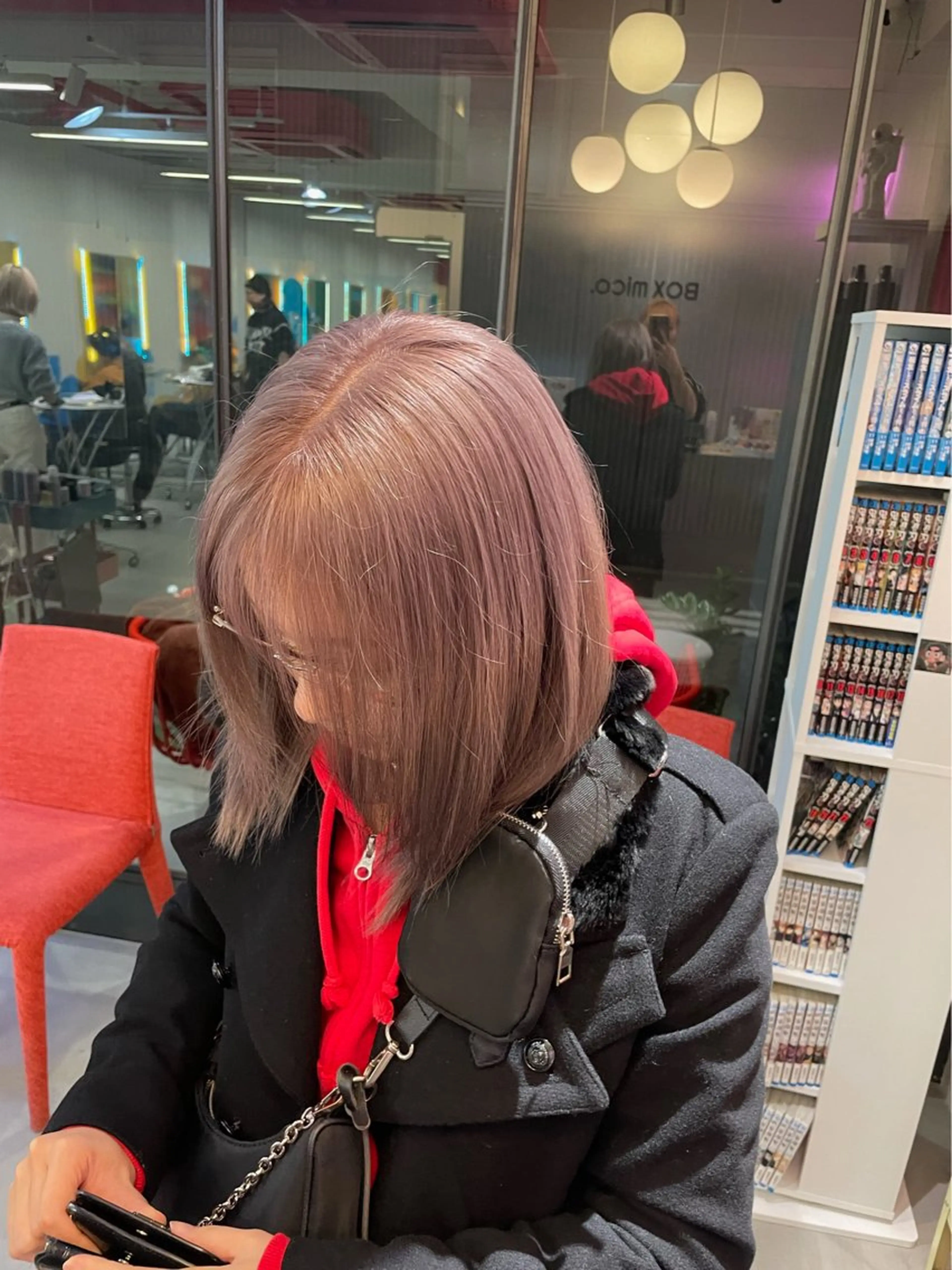 ミディアム ヘアカラー 安井まゆ _Box mico.のヘアスタイル