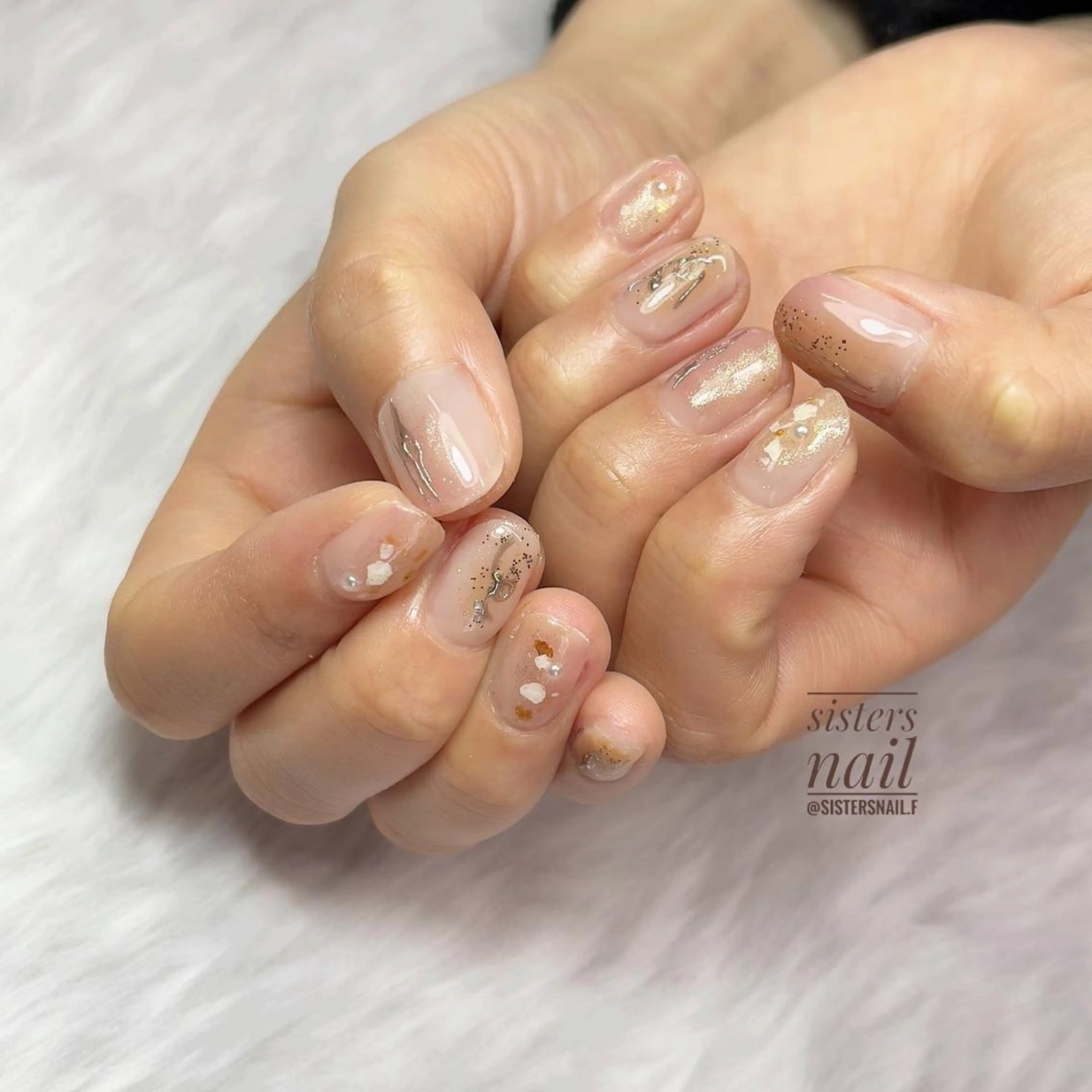 ネイル アートネイル ジェルネイル キラキラネイル ラメ(グリッター) ニュアンスネイル sisters nail.fのネイルデザイン