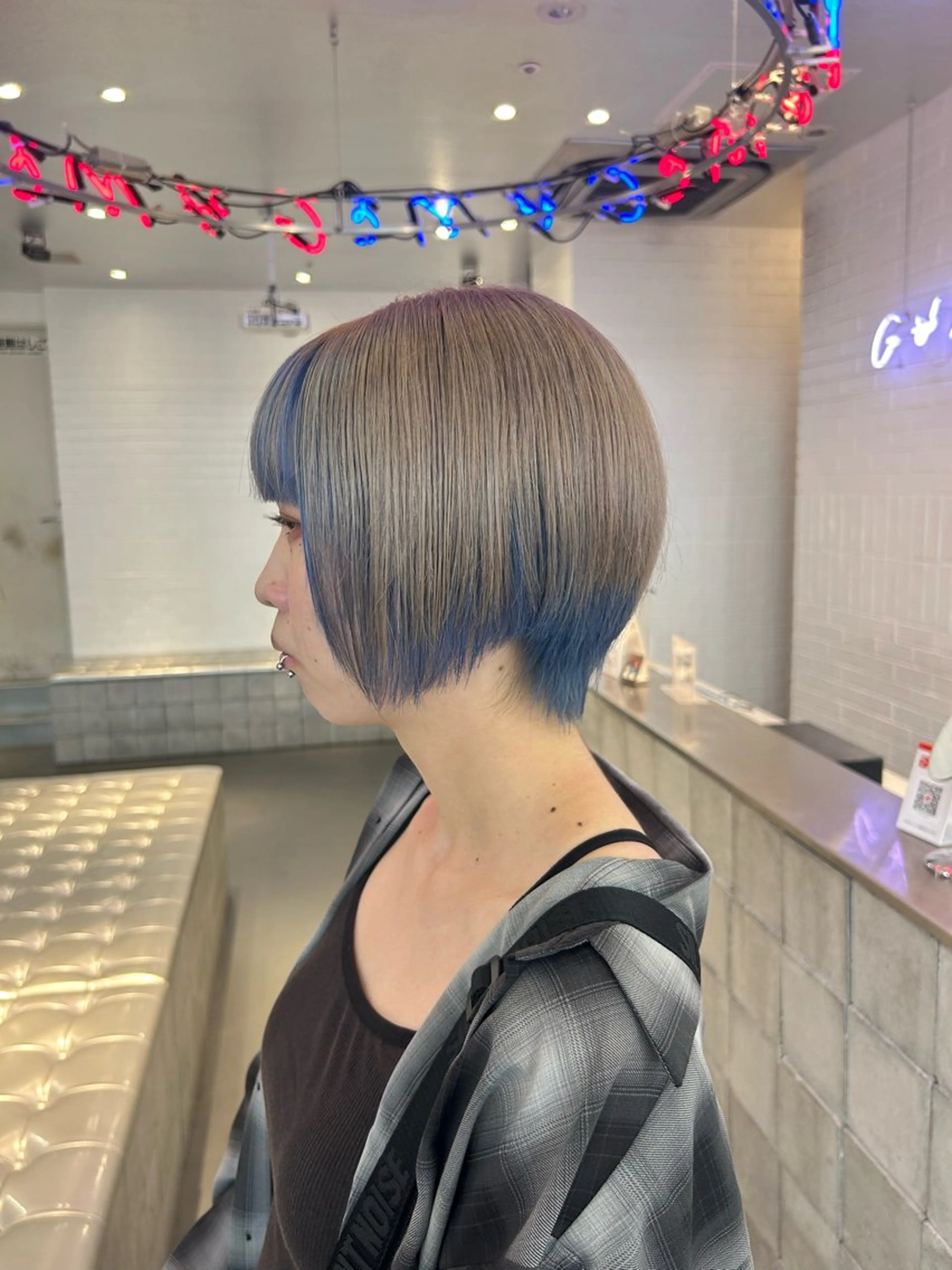 ショート ボブ エクステ 外国人風カラー レイヤーカット ショートヘア カット ヘアカラー MiRI💜地毛級 エクステ✖似合わせ技のヘアスタイル