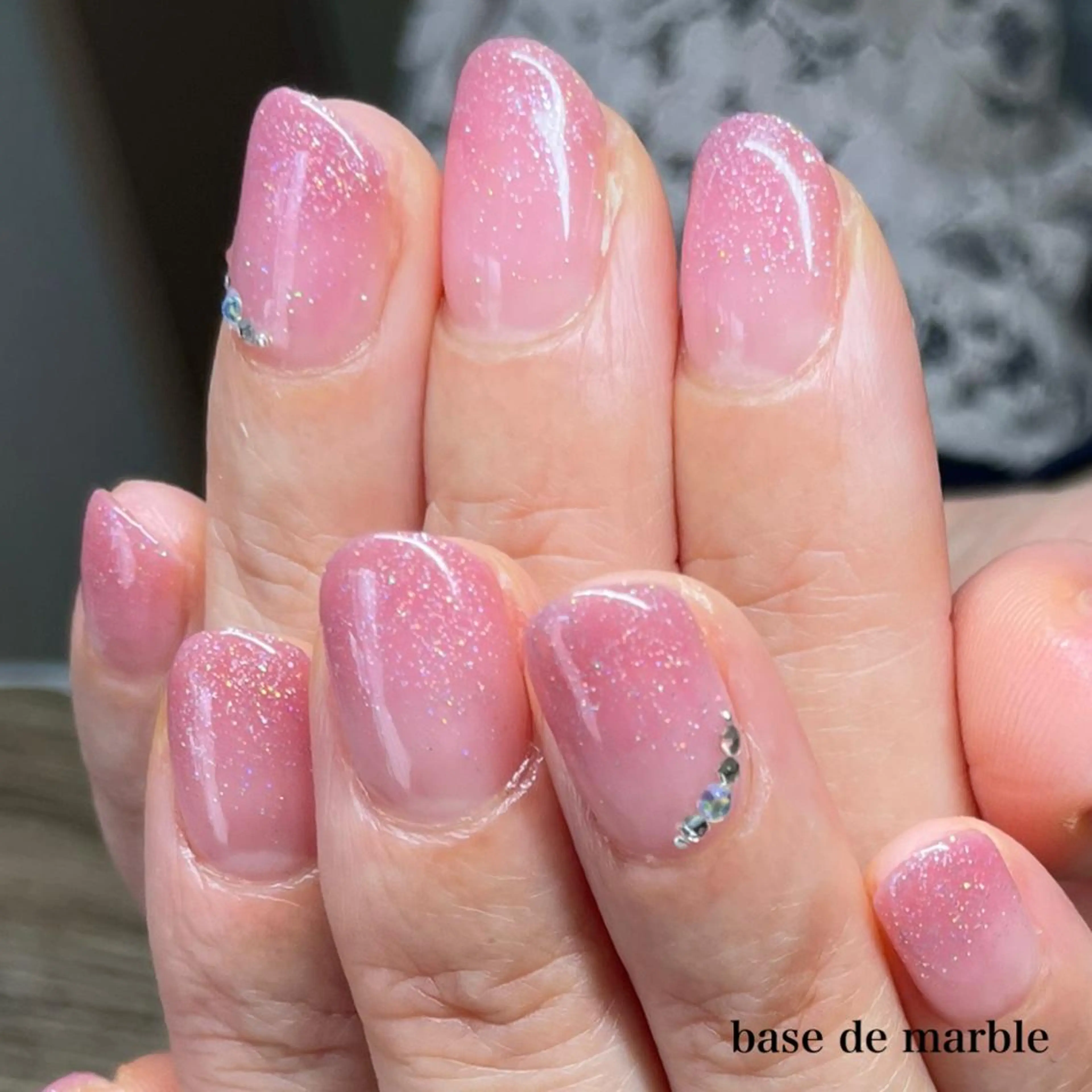 ネイル オモルフィ所属・カラーリスト marumoのヘアスタイル