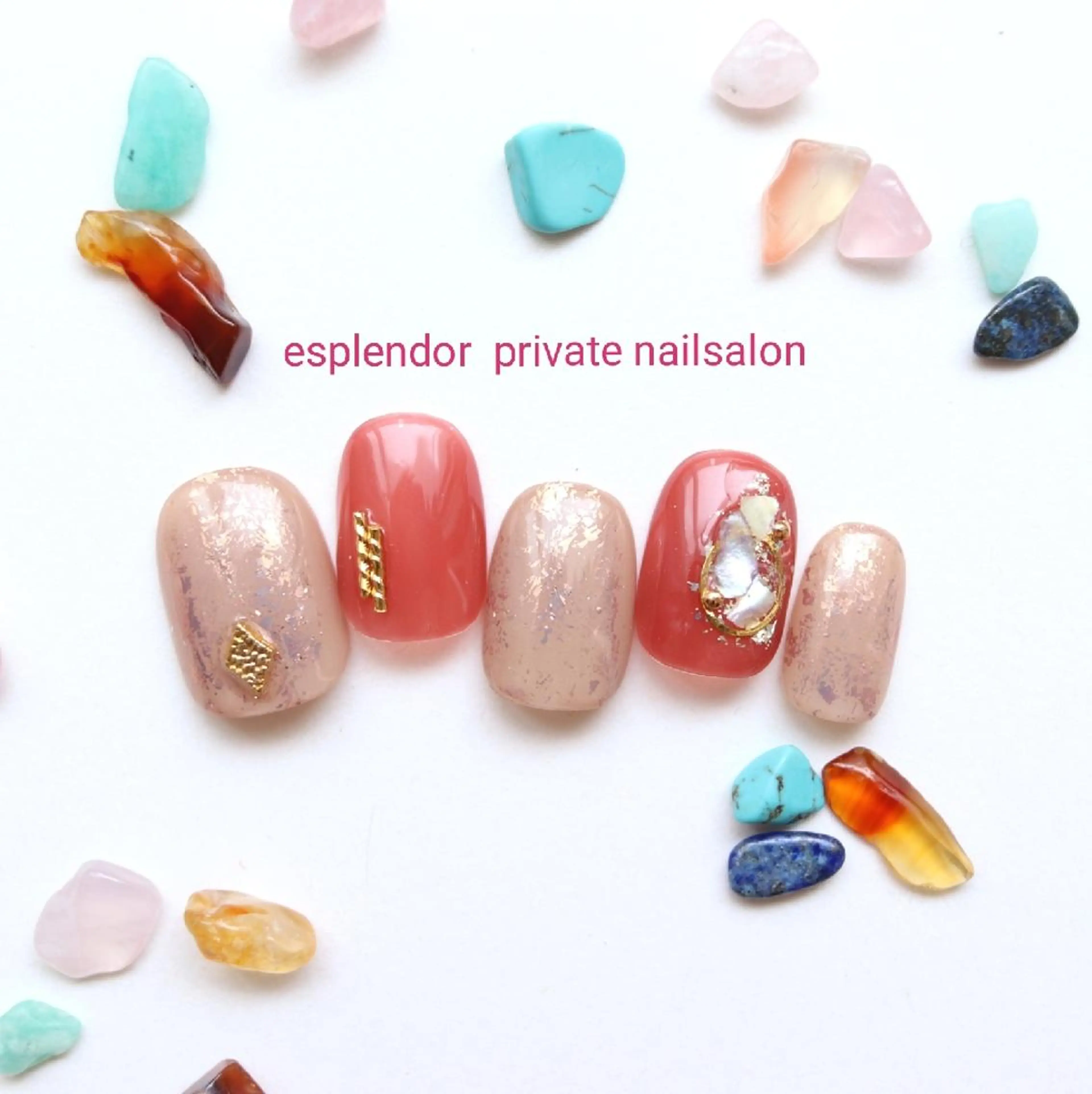 ネイル ゴールド ピンク esplendor  エスプレンドル所属・esplendor  エスプレンドルのネイルデザイン