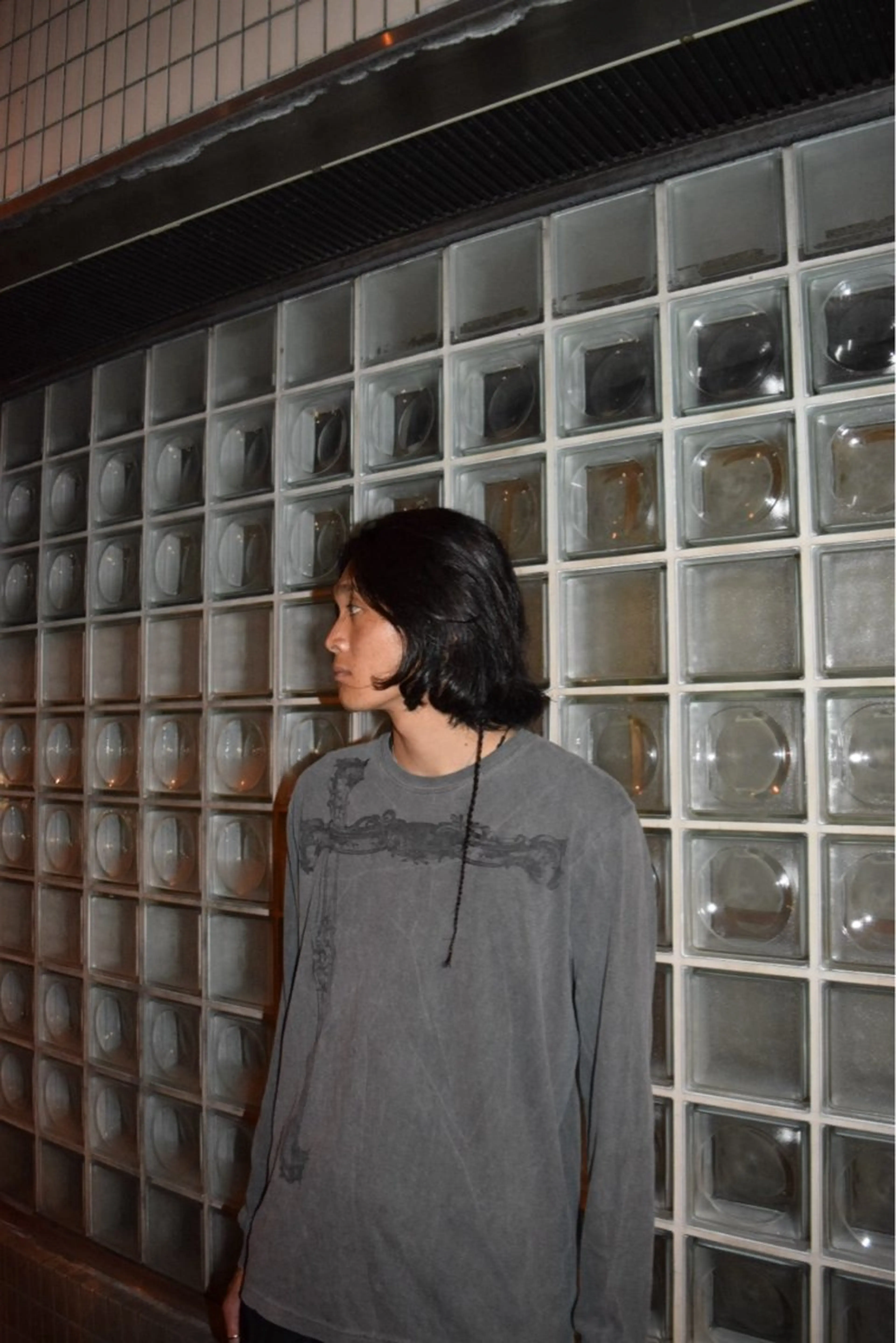 ミディアム レイヤーカット mikyo所属・アキモト フウガのヘアスタイル