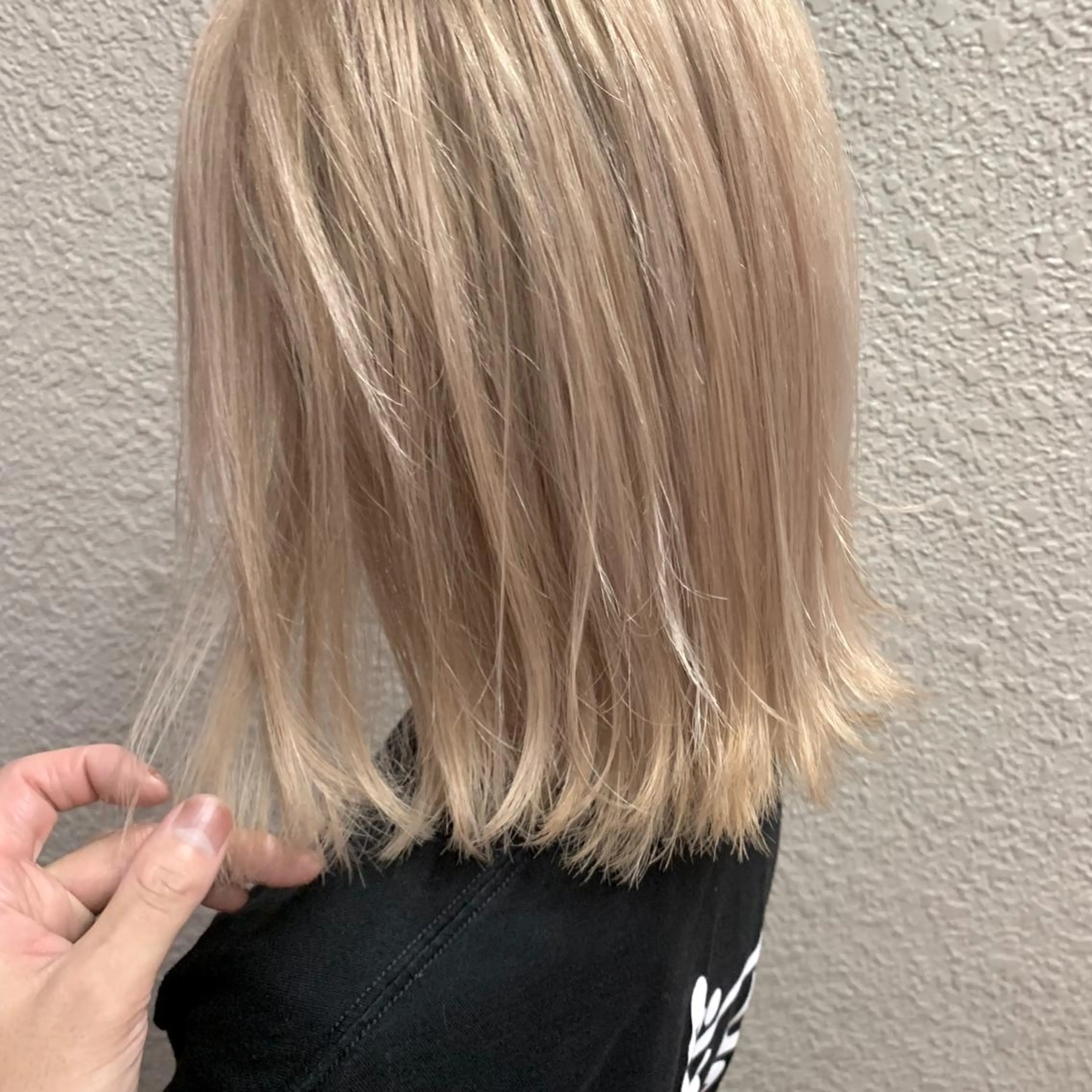 ミディアム ボブ ハイライト レイヤーカット 🟤TAP🟤 木曳野　金沢店のヘアスタイル